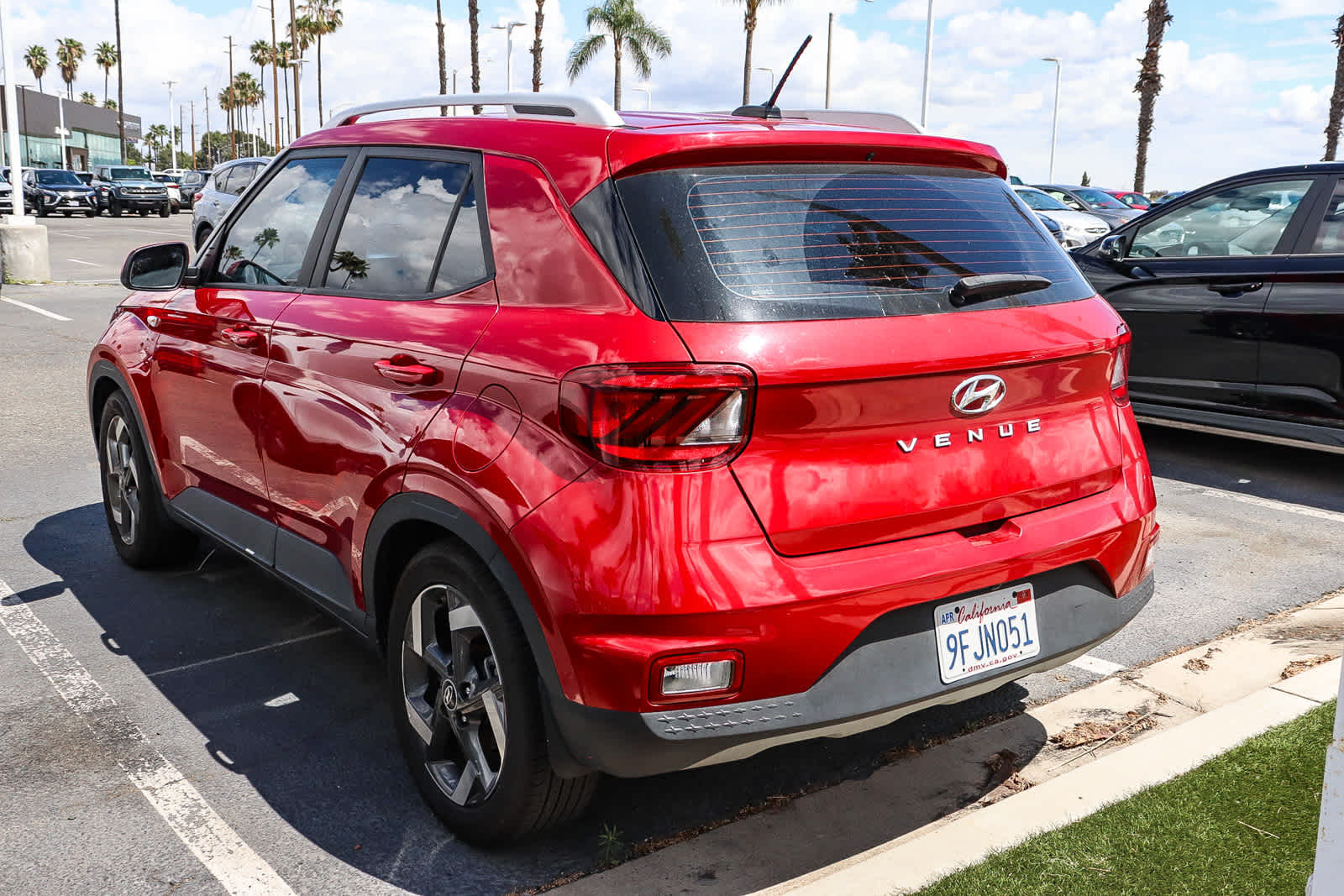 2023 Hyundai Venue SEL photo 6