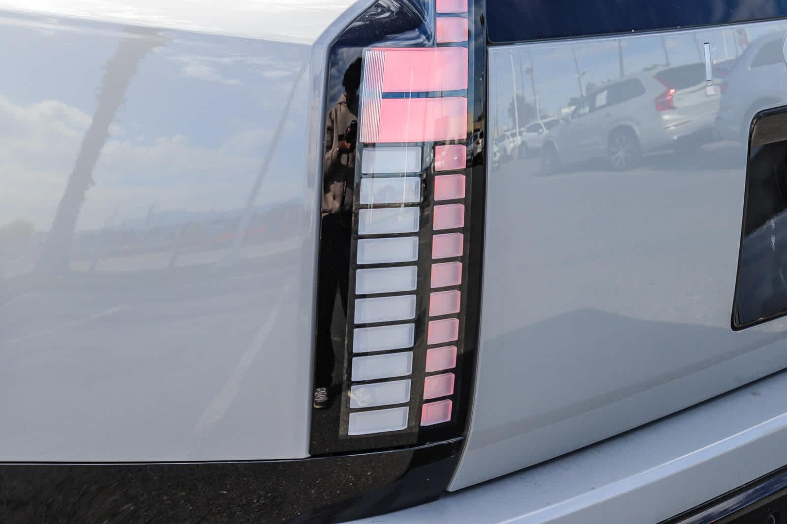 Thumbnail: 2026 Hyundai Ioniq - 11