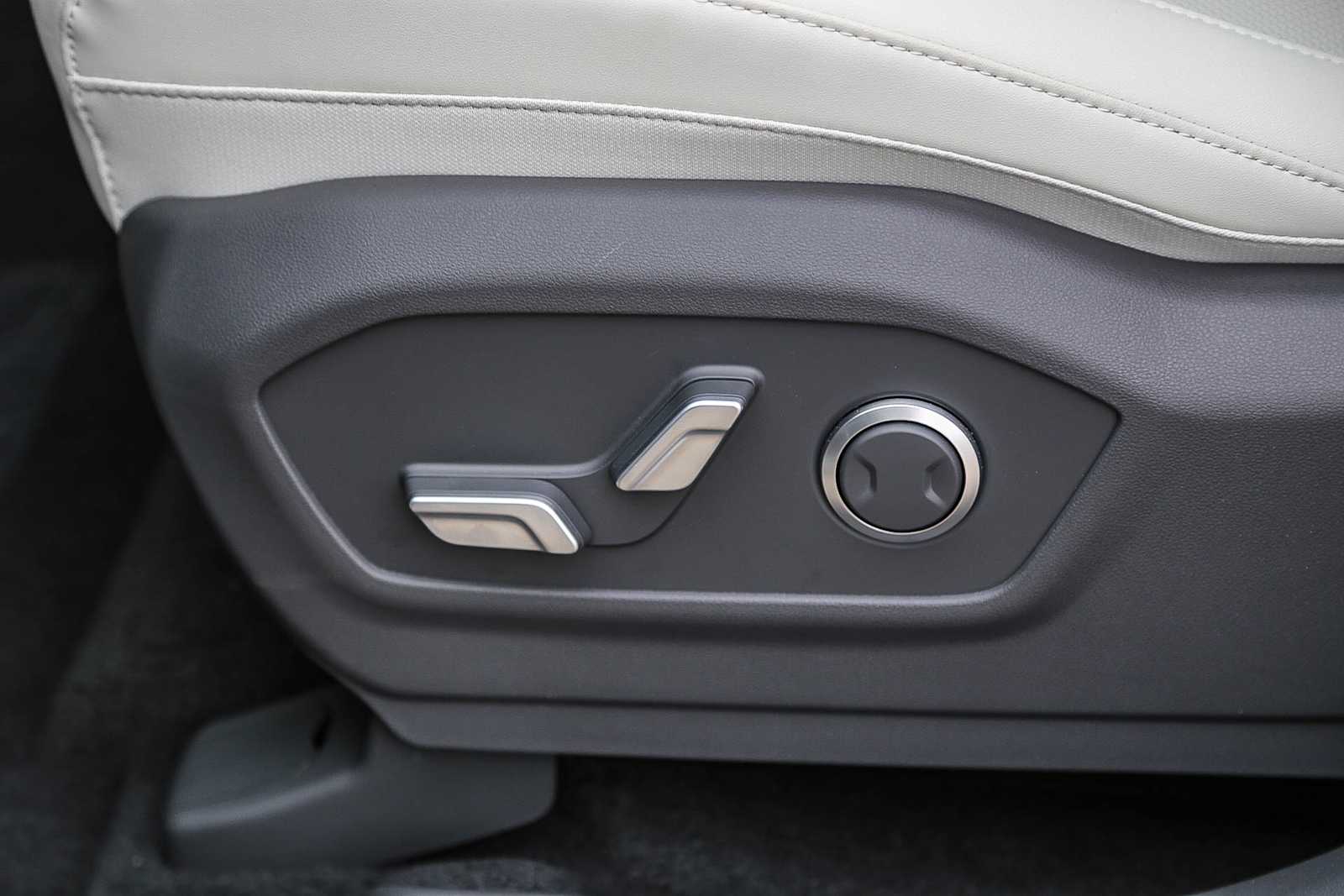 Thumbnail: 2026 Hyundai Santa Fe - 25