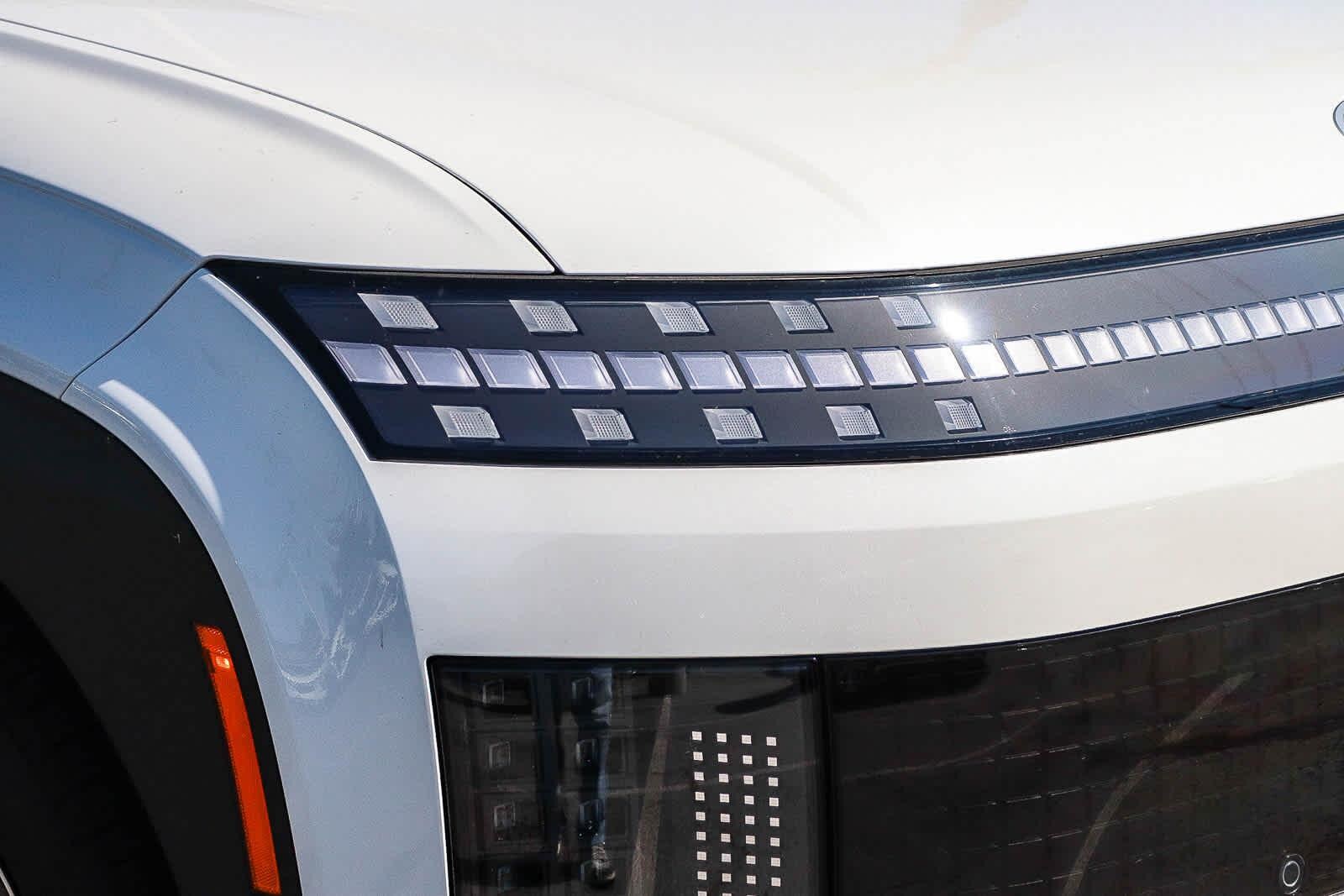 Thumbnail: 2026 Hyundai Ioniq - 4