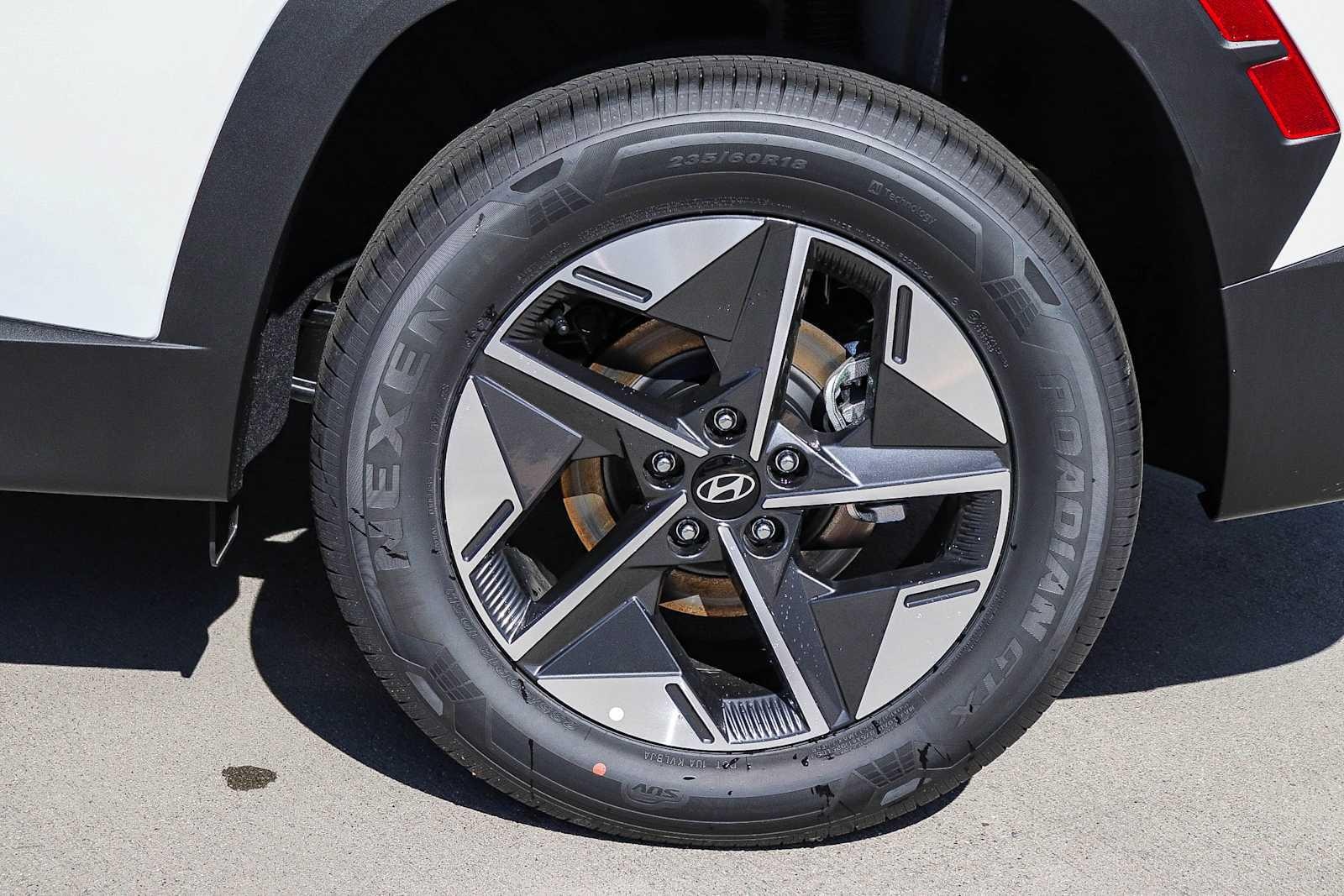 Thumbnail: 2026 Hyundai Tucson - 11