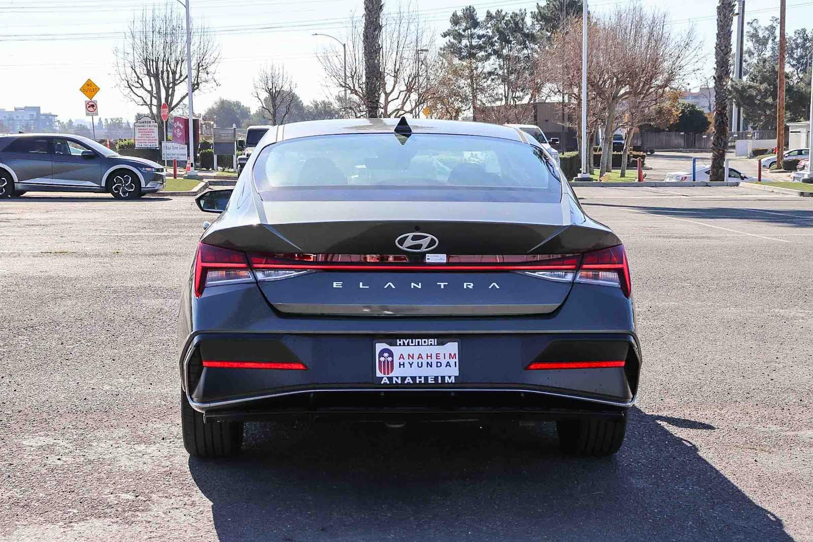 Thumbnail: 2025 Hyundai Elantra - 7