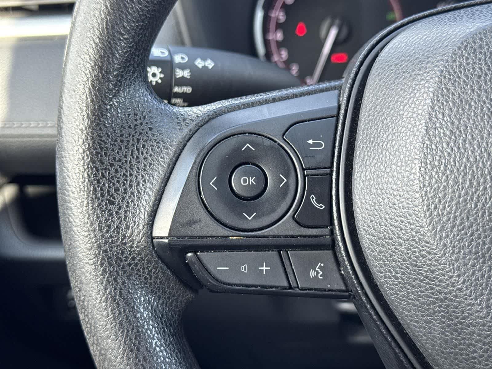 Thumbnail: 2023 Toyota RAV4 - 10