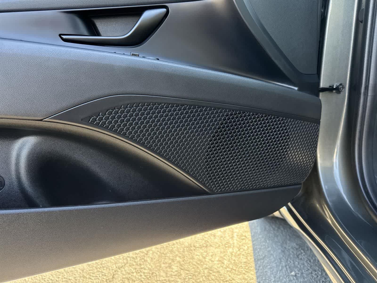 Thumbnail: 2025 Hyundai Elantra - 21