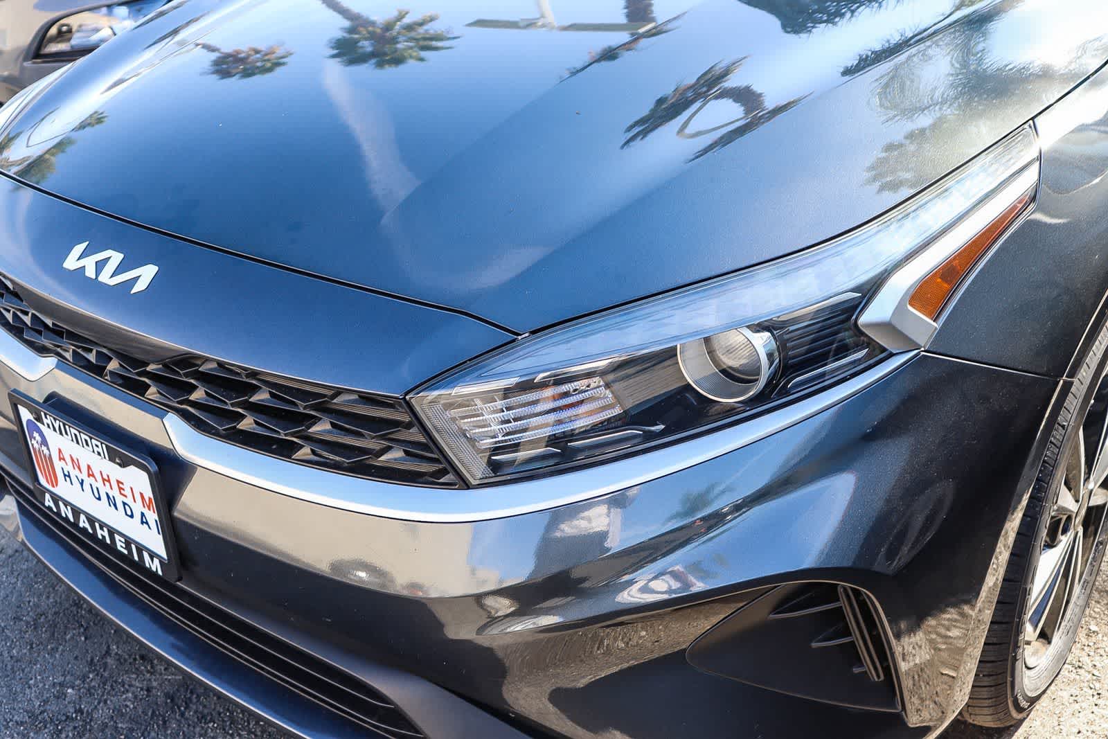 Thumbnail: 2023 Kia Forte - 4