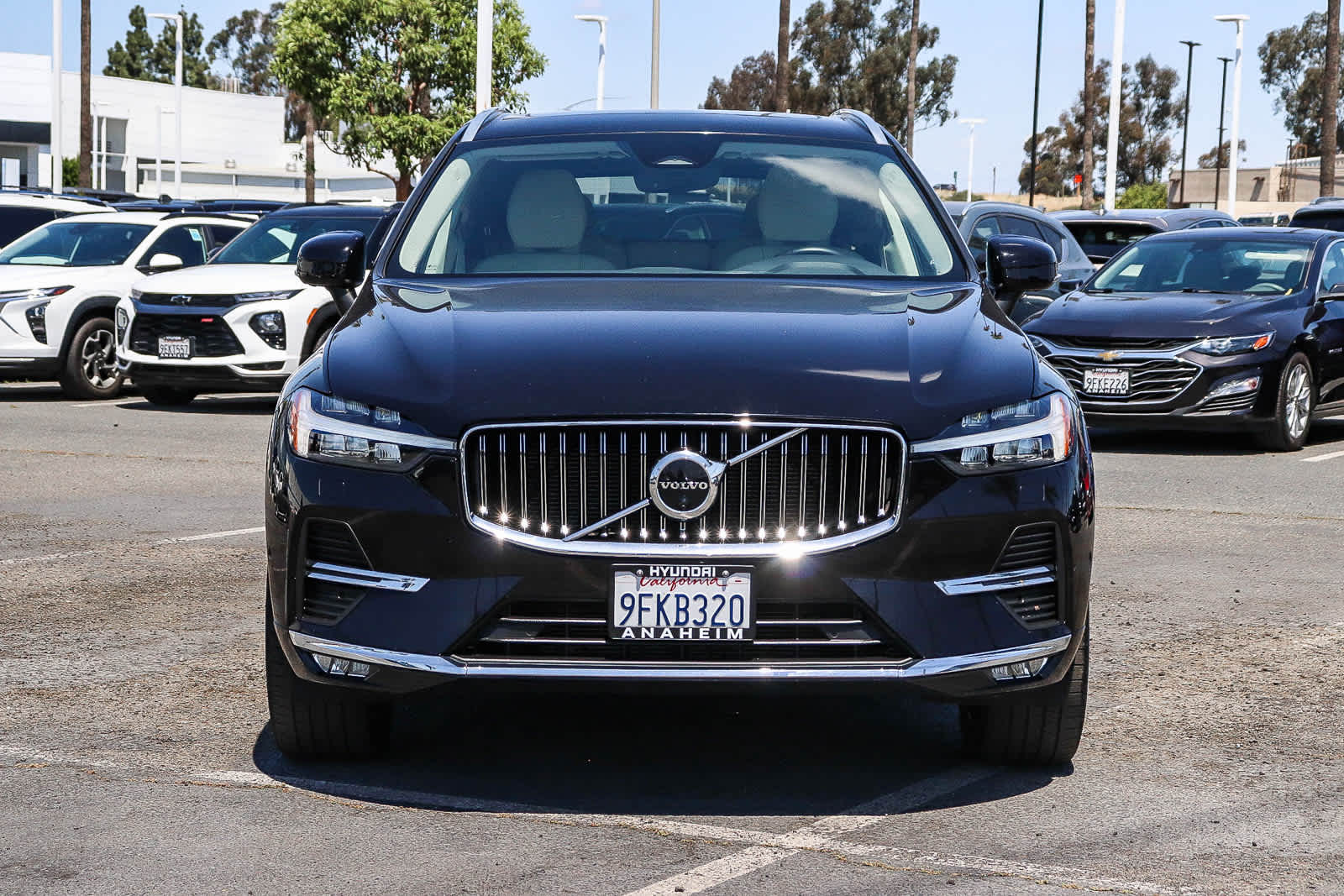 Thumbnail: 2023 Volvo XC60 - 2