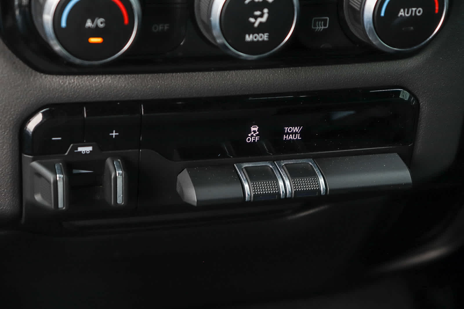 Thumbnail: 2022 RAM 1500 - 30