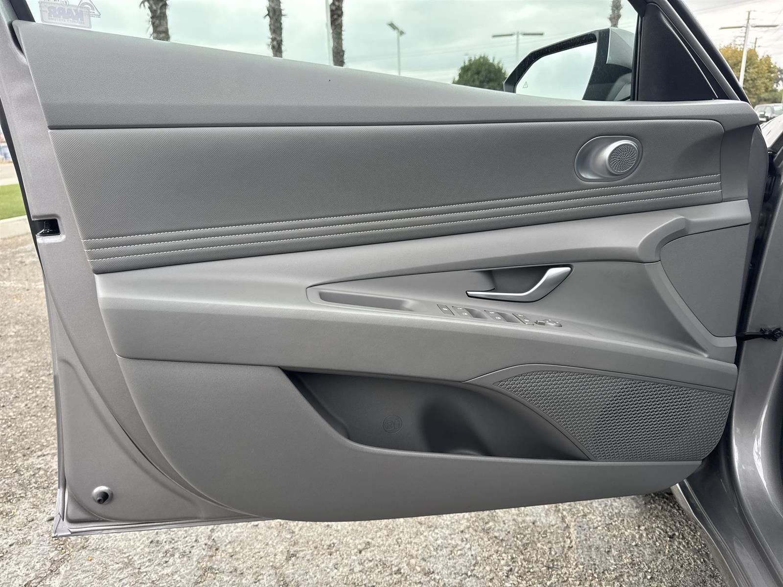 Thumbnail: 2023 Hyundai Elantra - 21