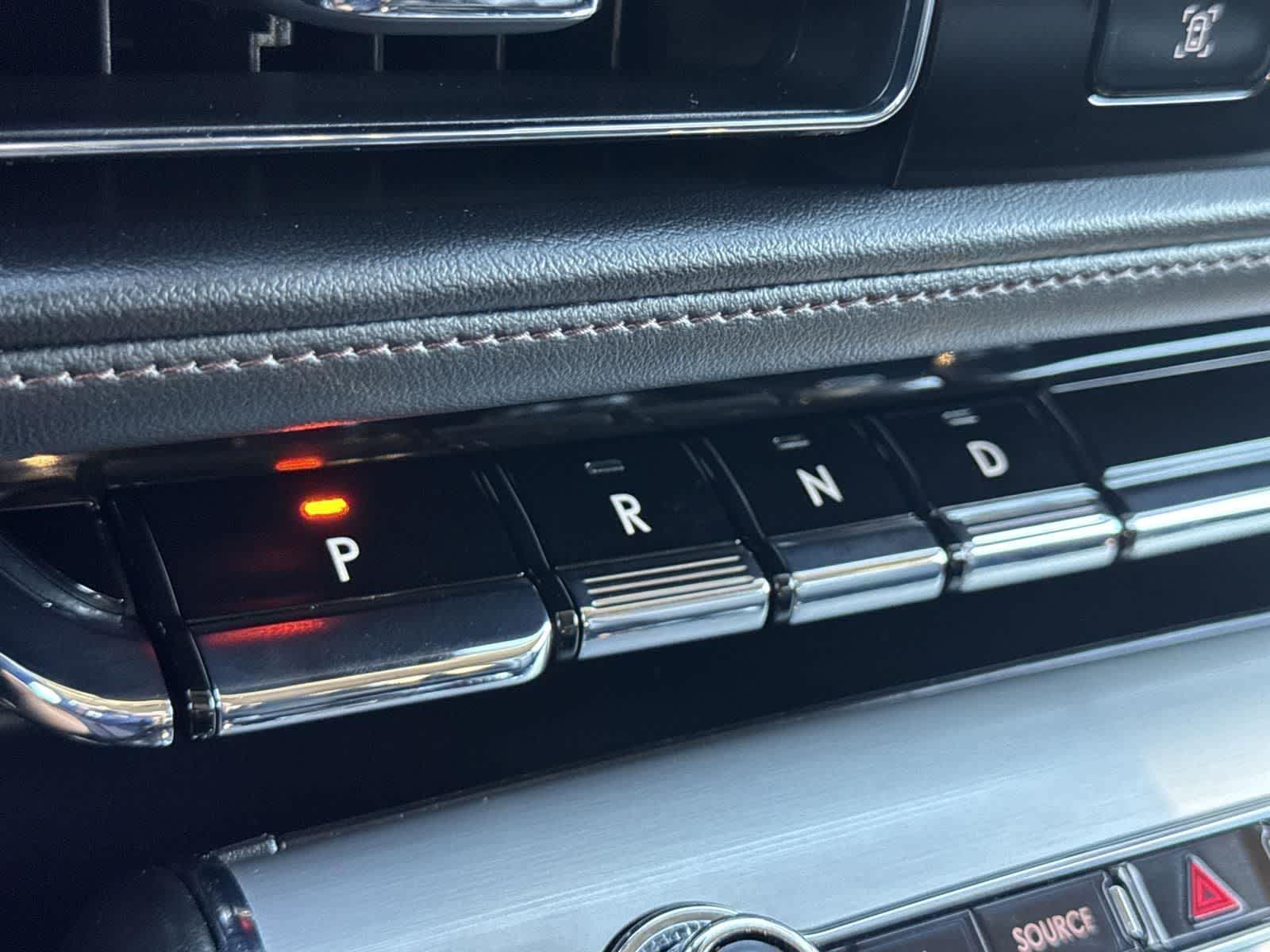 Thumbnail: 2023 Lincoln Aviator - 37