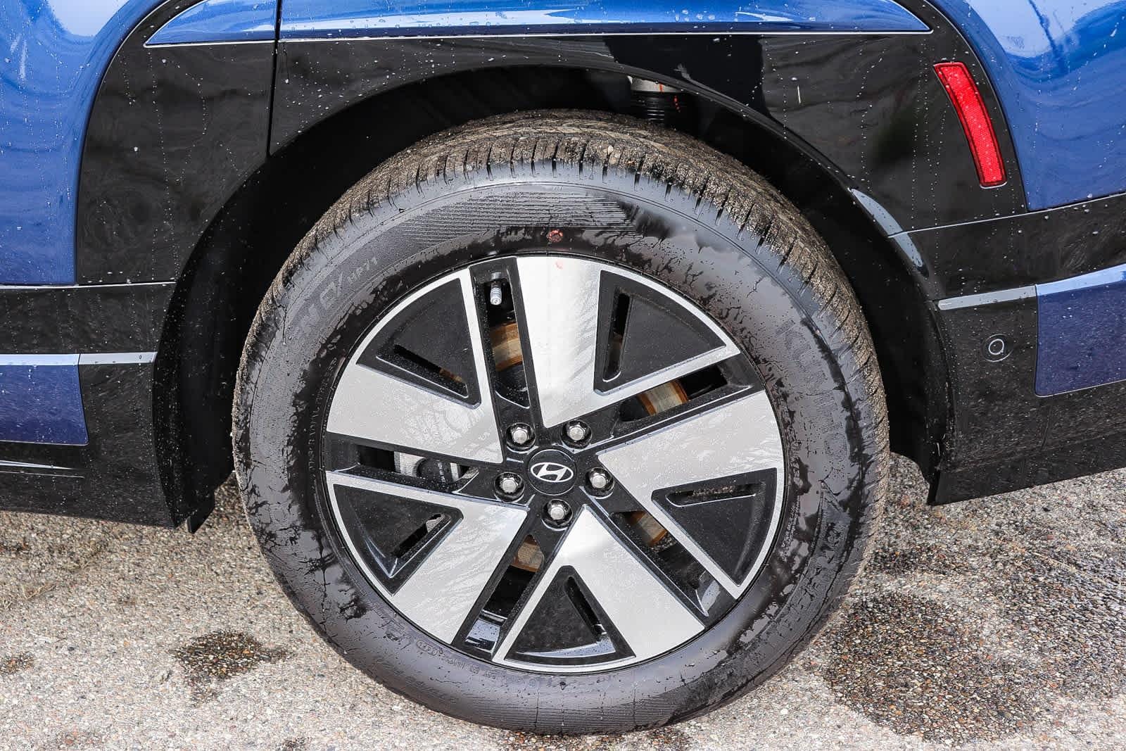 Thumbnail: 2026 Hyundai Ioniq - 11