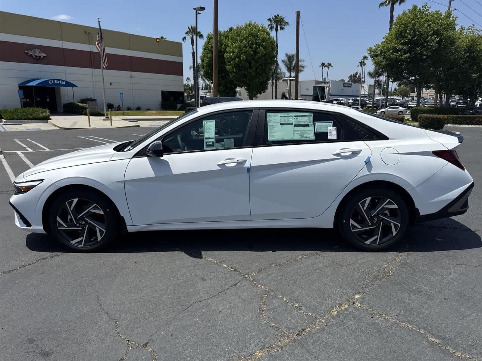 Thumbnail: 2025 Hyundai Elantra - 5