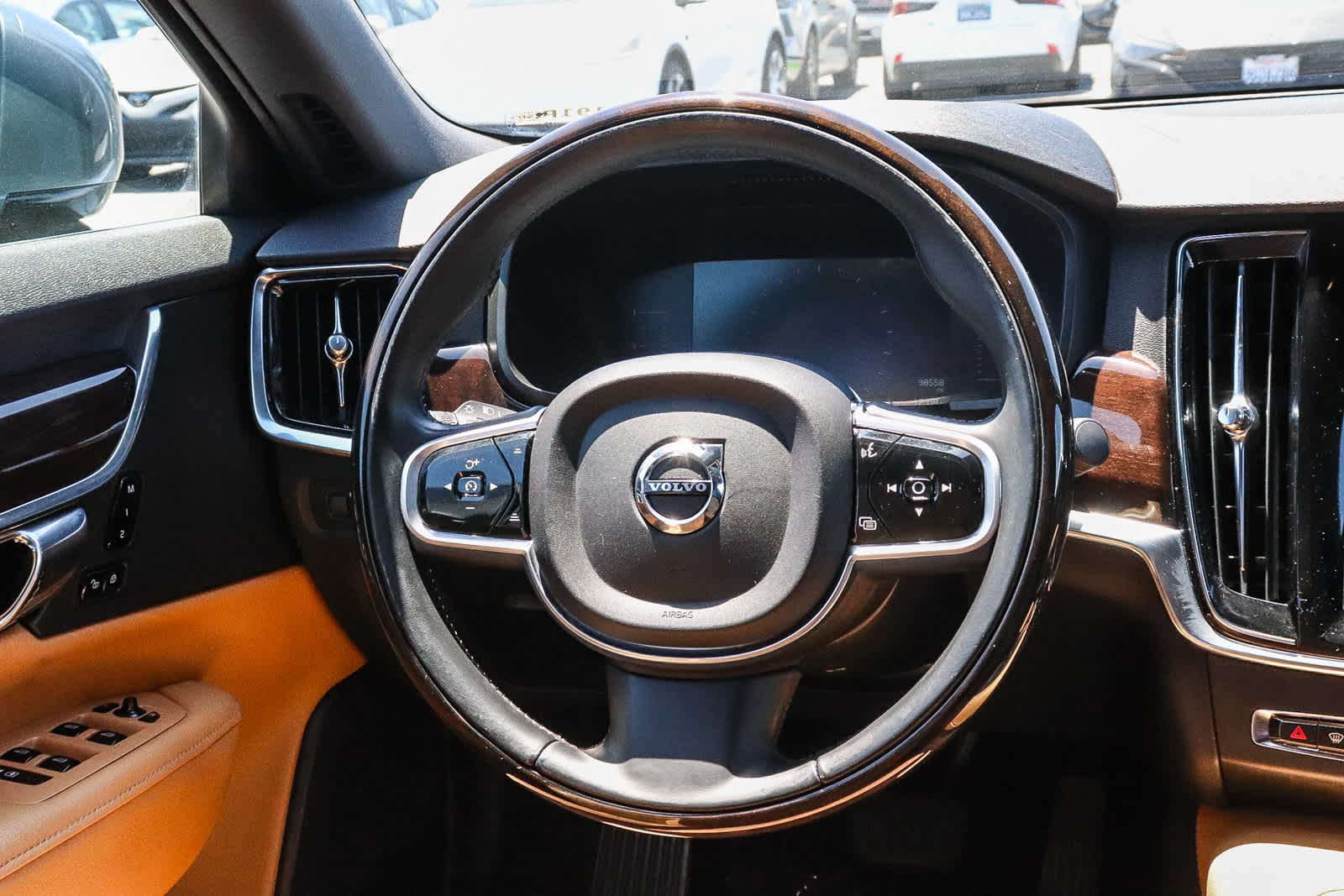 Thumbnail: 2017 Volvo S90 - 22