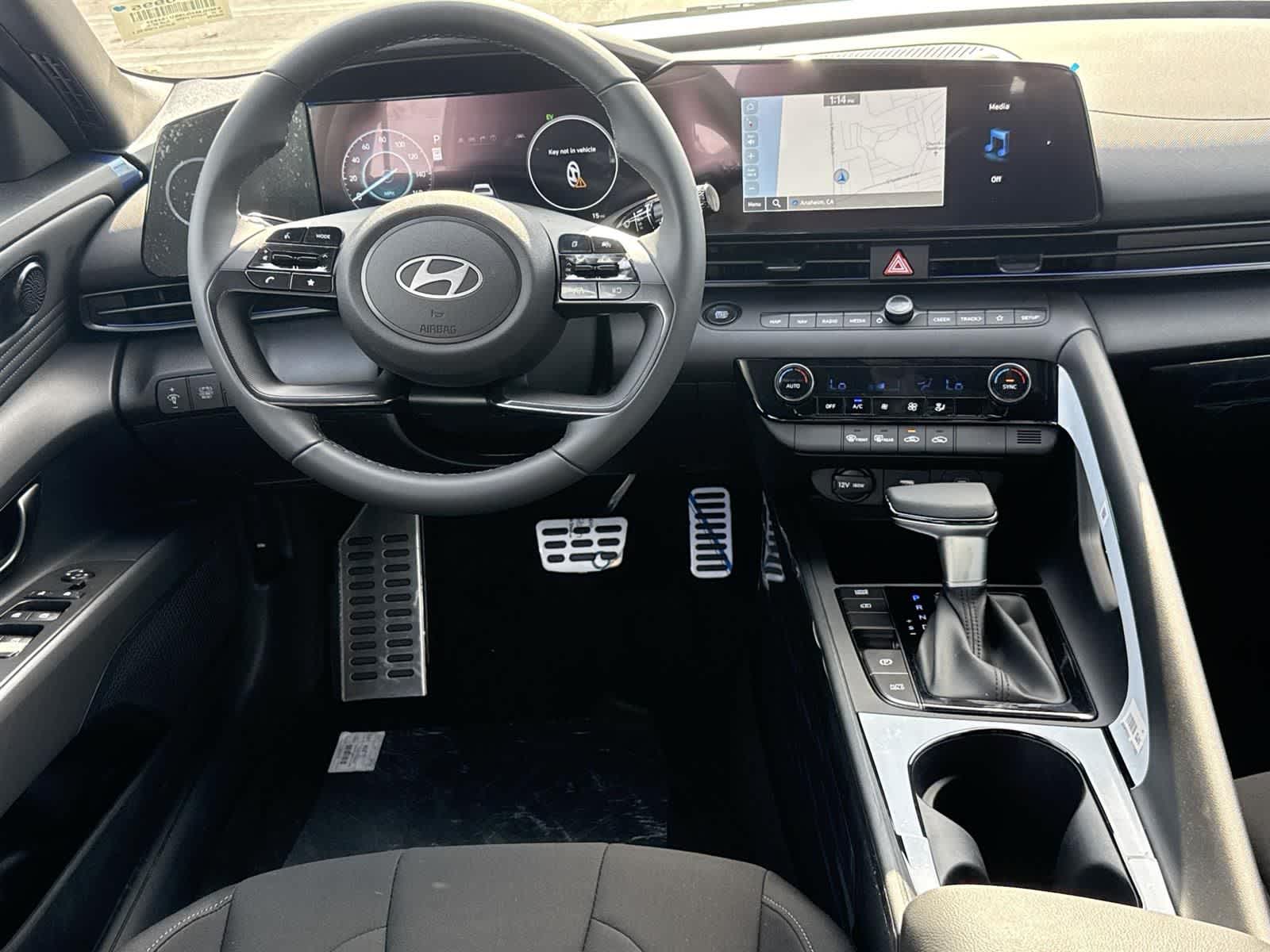 Thumbnail: 2025 Hyundai Elantra - 9