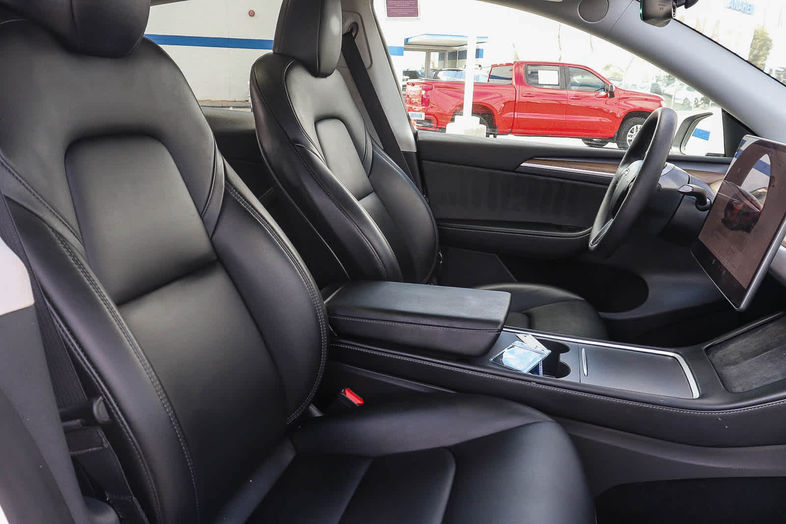 Thumbnail: 2023 Tesla Model Y - 16