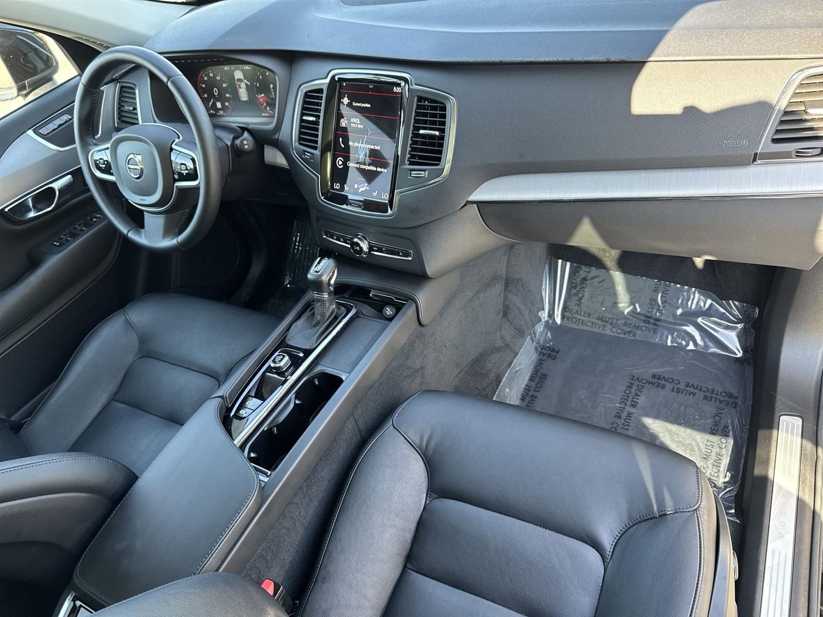 Thumbnail: 2022 Volvo XC90 - 39