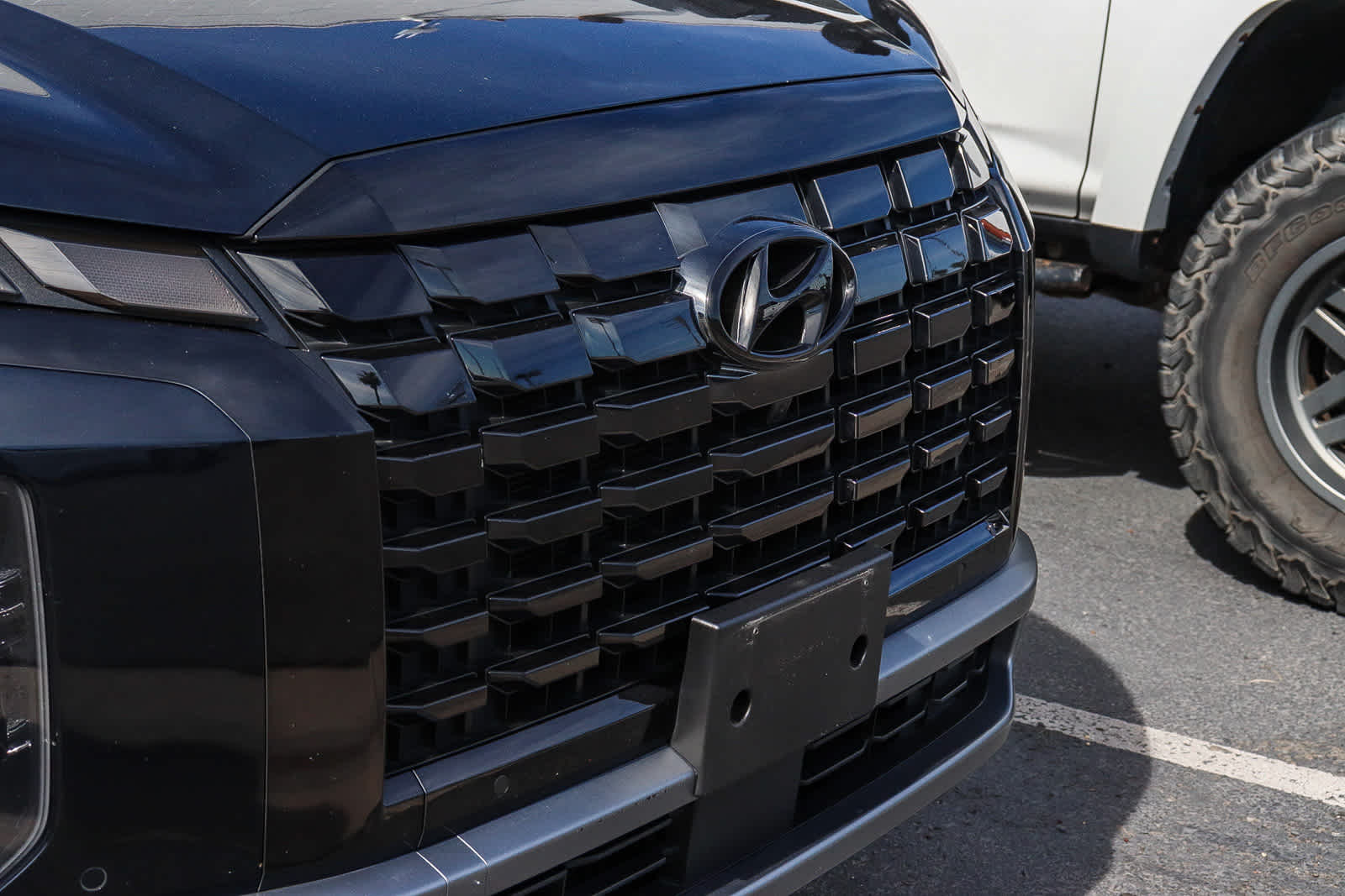 Thumbnail: 2023 Hyundai Palisade - 3