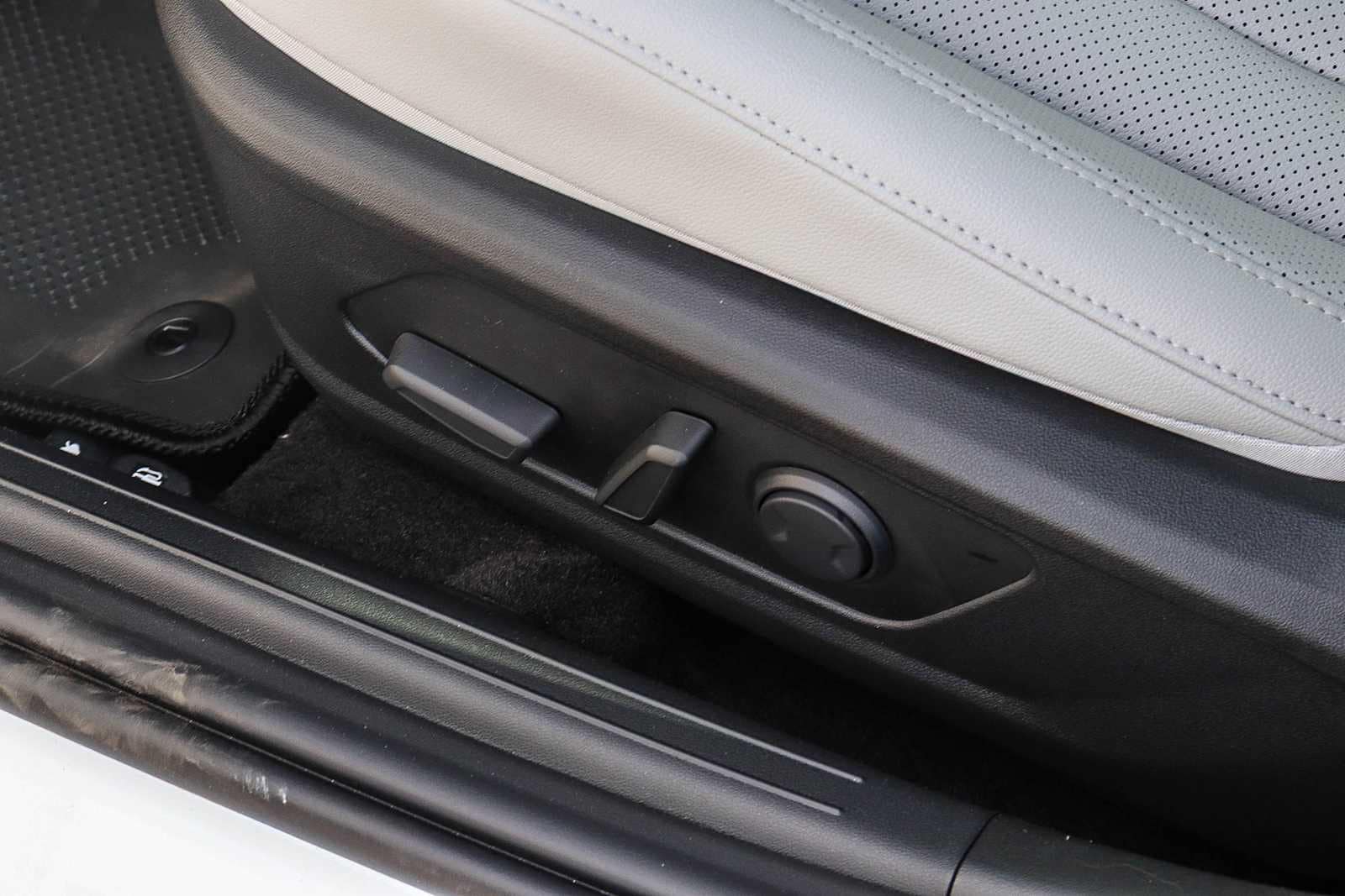 Thumbnail: 2026 Hyundai Elantra - 25