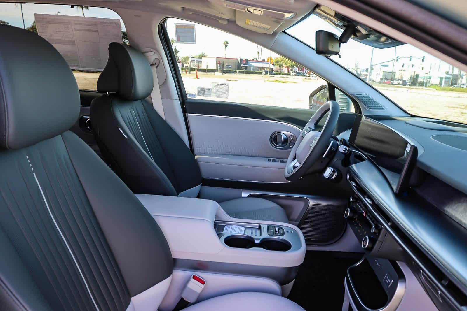 Thumbnail: 2026 Hyundai Ioniq - 23