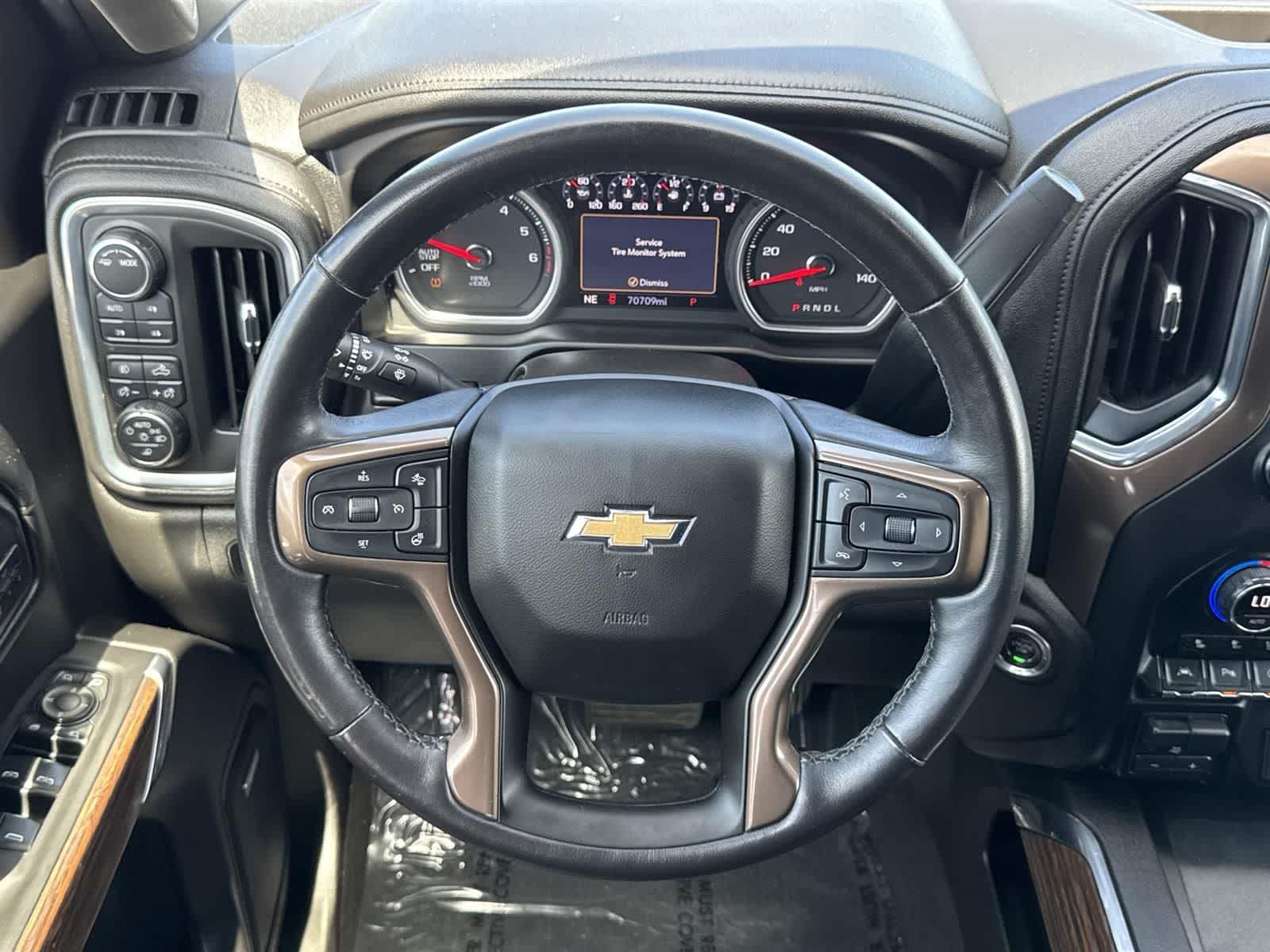 Thumbnail: 2021 Chevrolet Silverado 1500 - 10