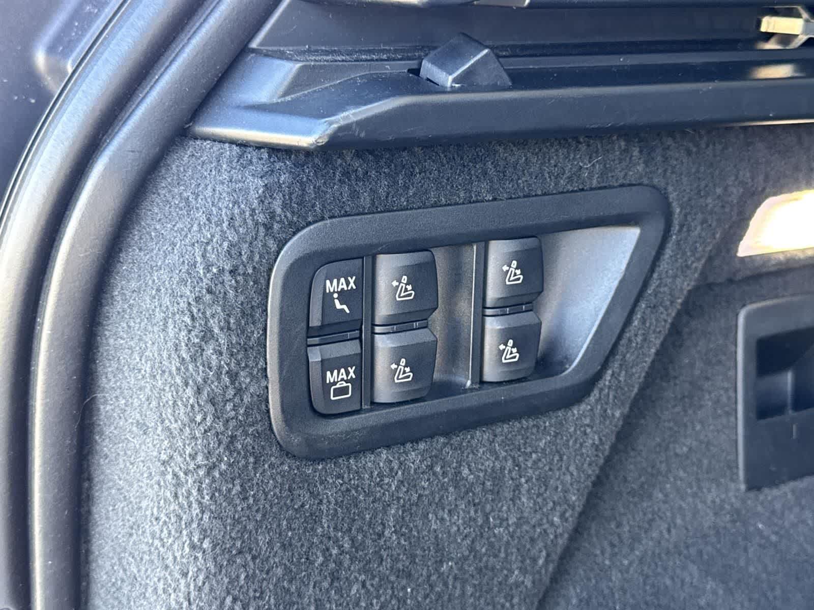 Thumbnail: 2023 BMW X7 - 37