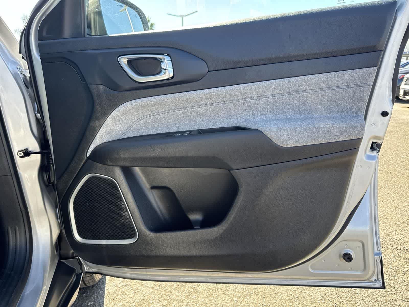 Thumbnail: 2024 Jeep Compass - 35