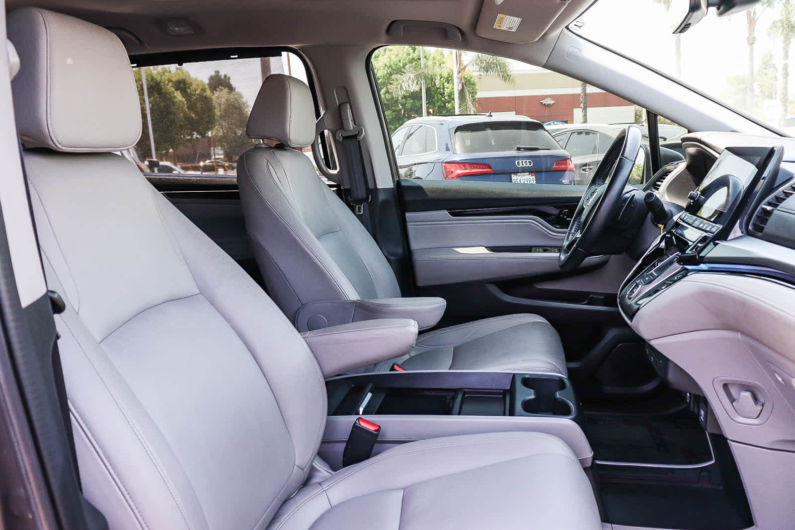 Thumbnail: 2023 Honda Odyssey - 27