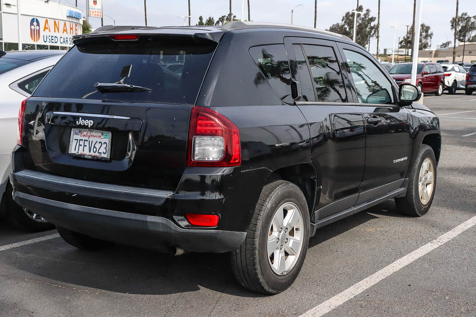 2014 Jeep Compass Sport photo 5