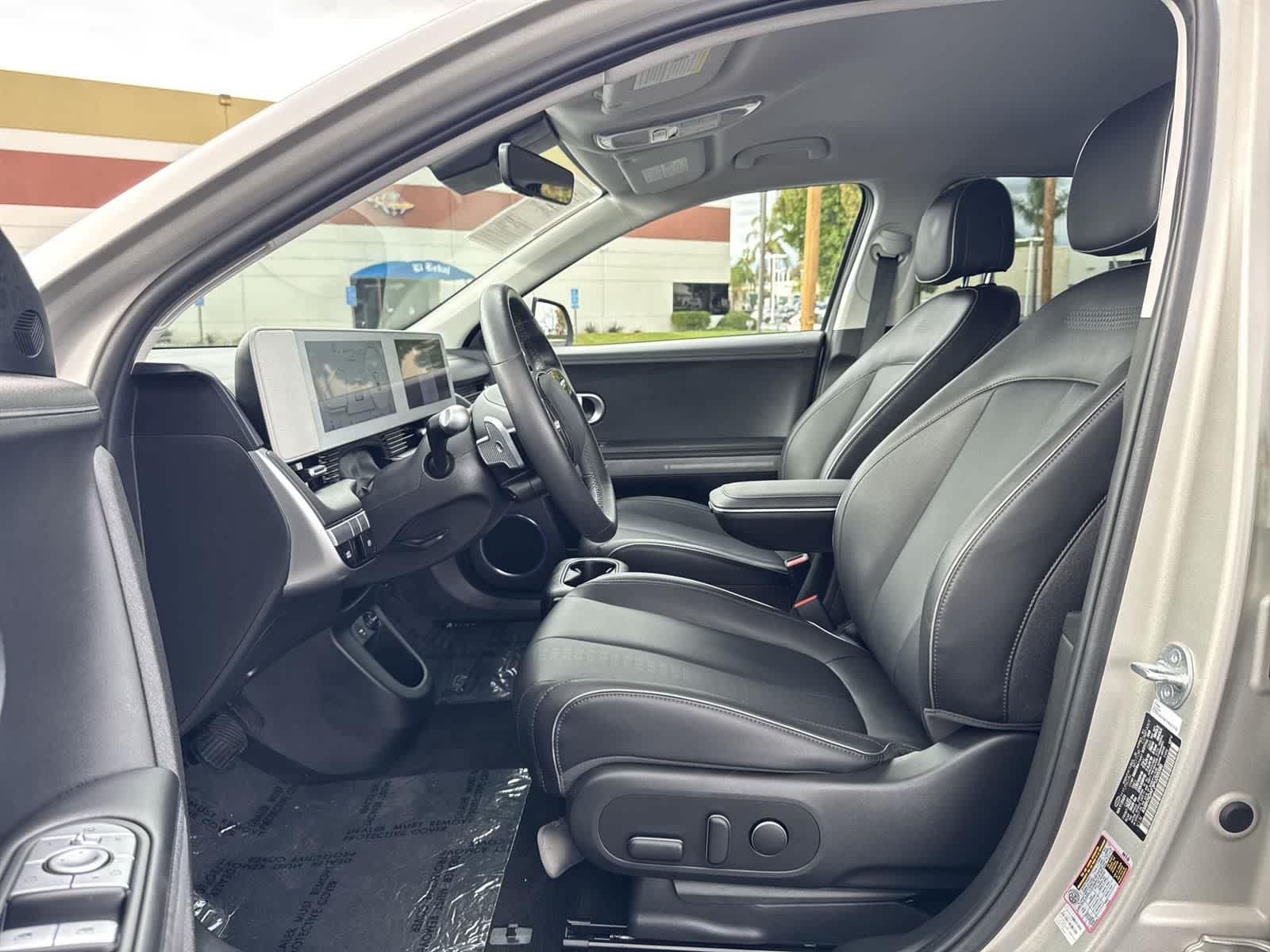 Thumbnail: 2023 Hyundai Ioniq 5 - 22