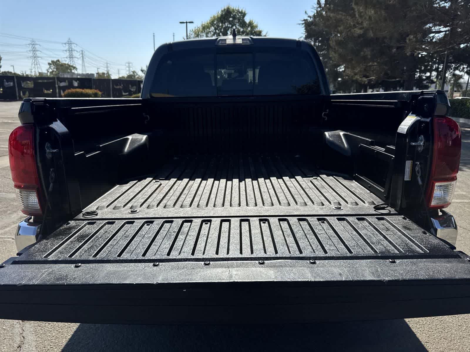 Thumbnail: 2023 Toyota Tacoma - 26