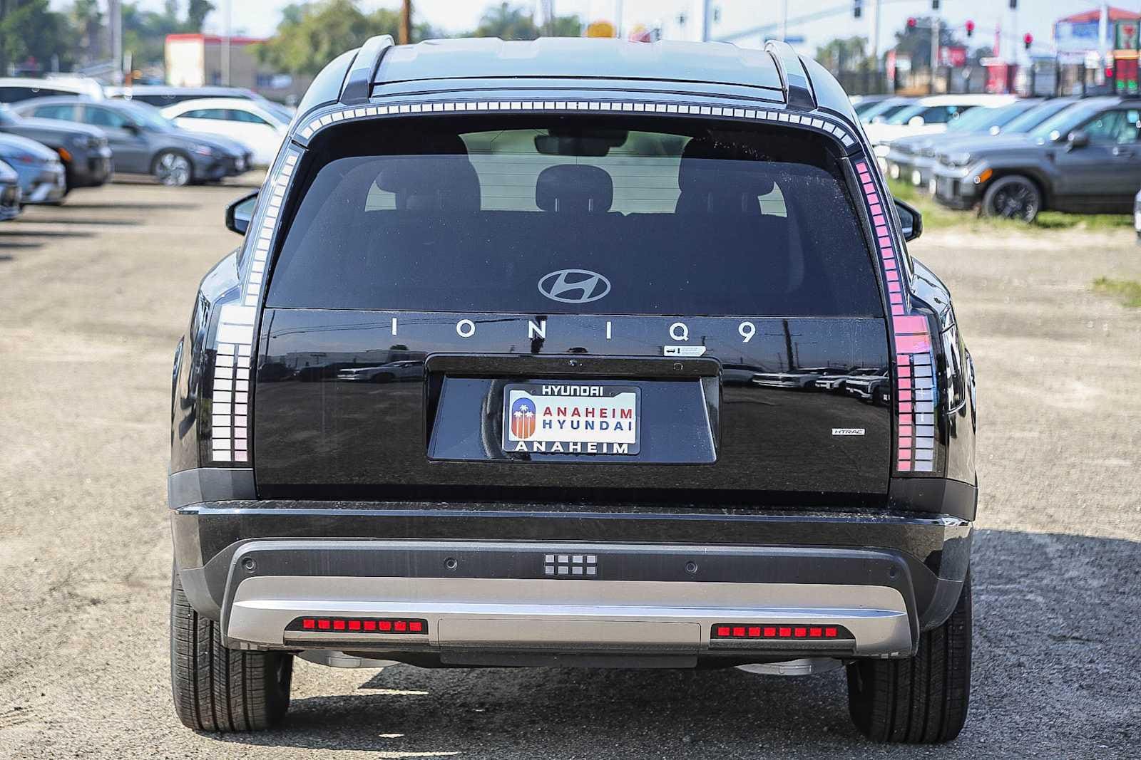 2026 Hyundai IONIQ 9 SE - Photo 6