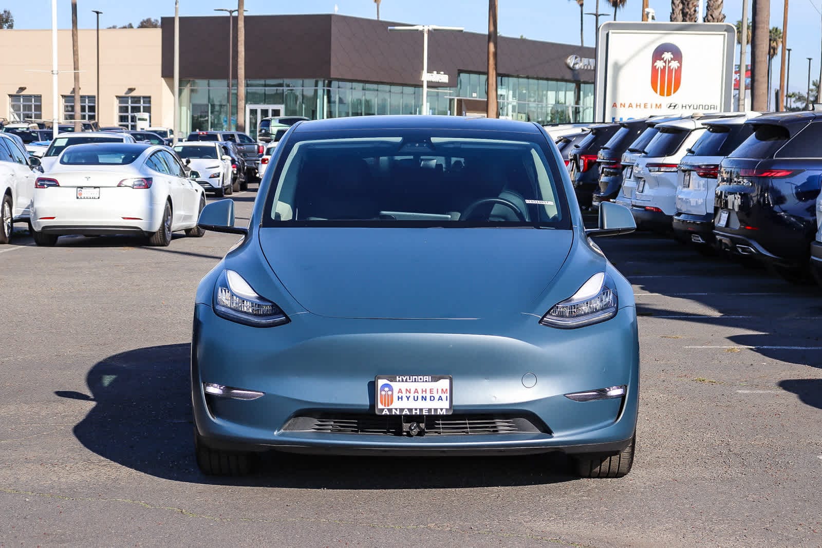 Used 2020 Tesla Model Y Long Range with VIN 5YJYGDEEXLF051165 for sale in Anaheim, CA