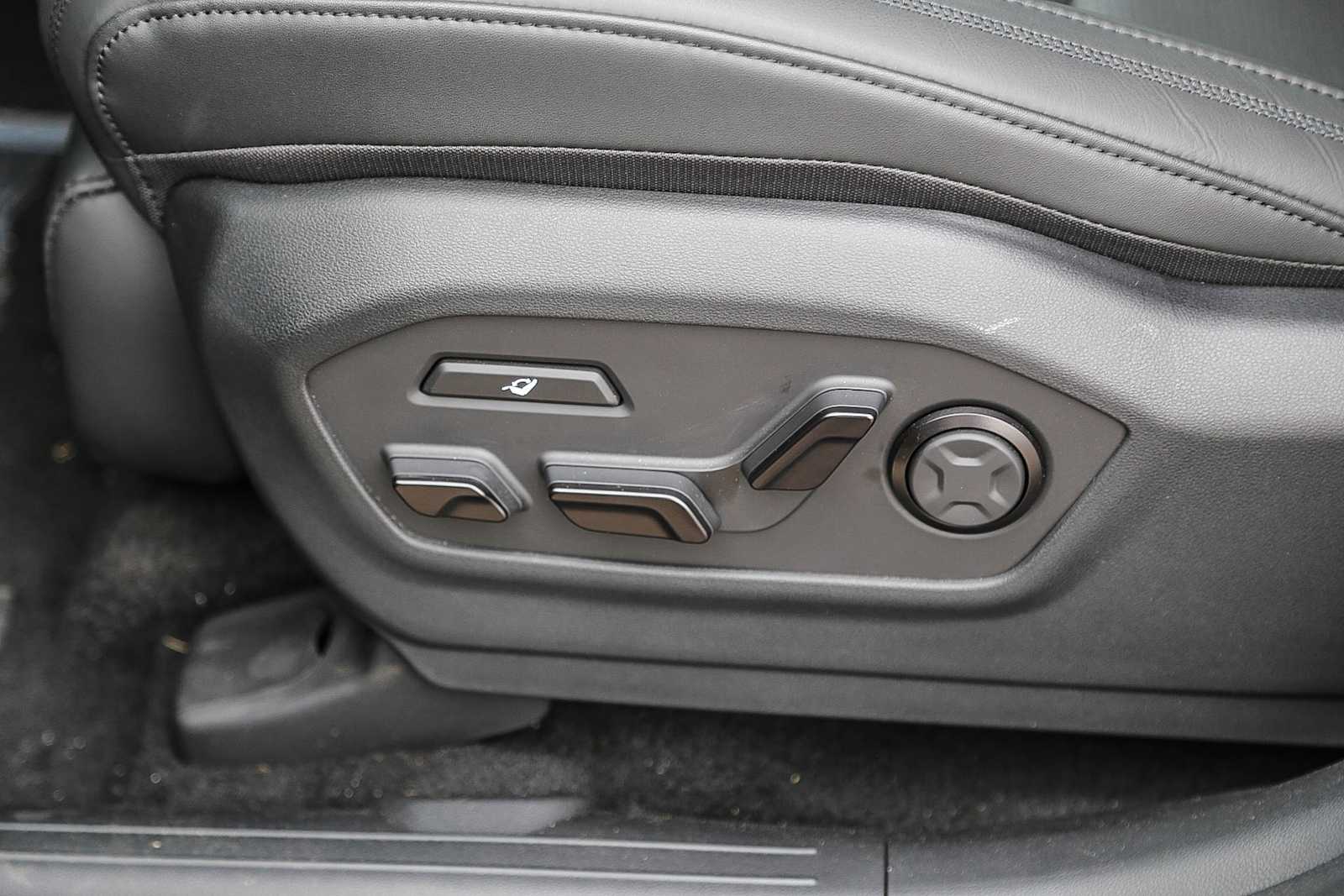 Thumbnail: 2026 Hyundai Santa Fe - 25