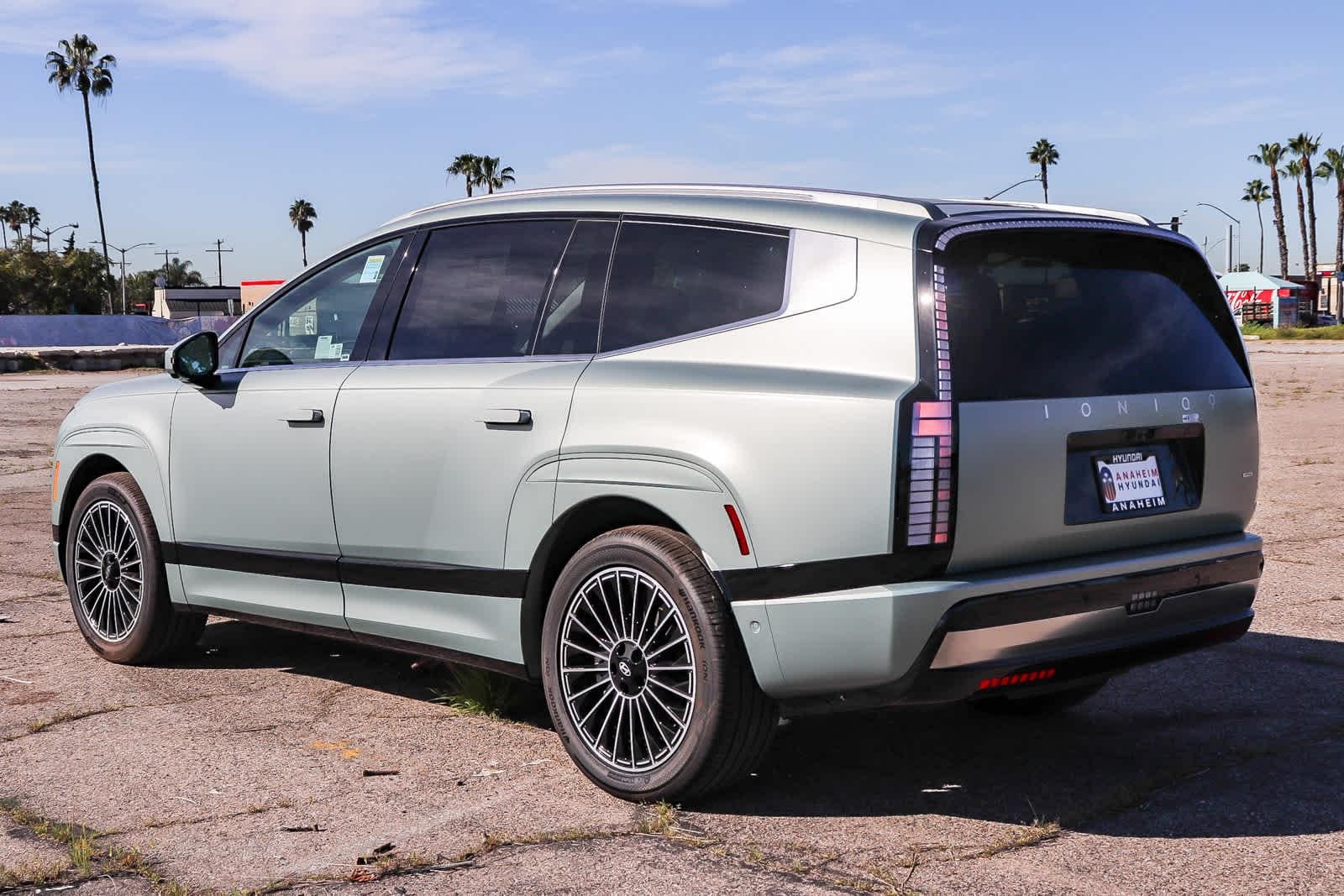 Thumbnail: 2026 Hyundai Ioniq - 8