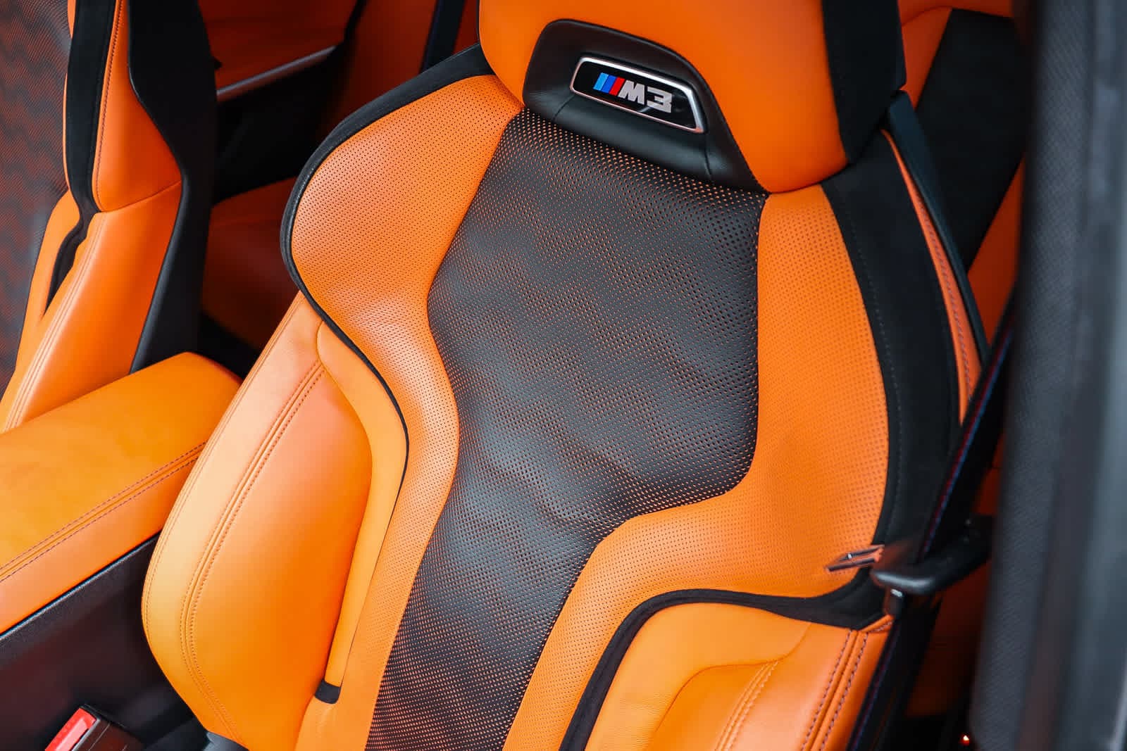 Thumbnail: 2022 BMW M3 - 32