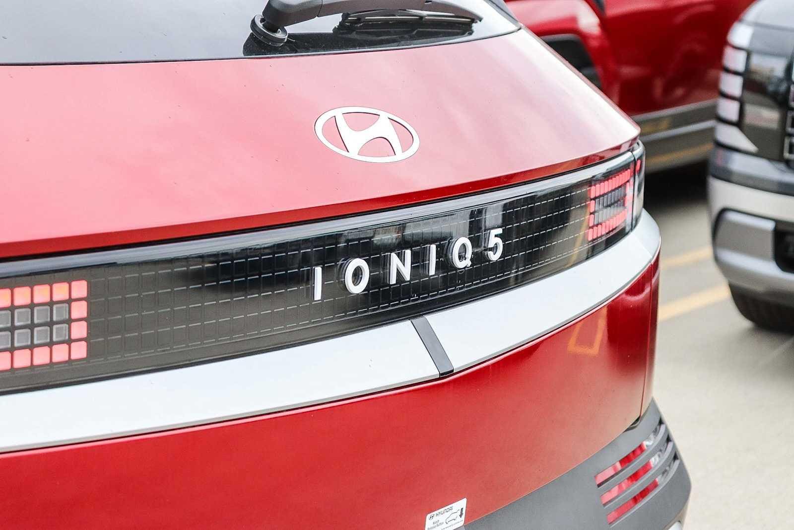 Thumbnail: 2026 Hyundai Ioniq 5 - 10