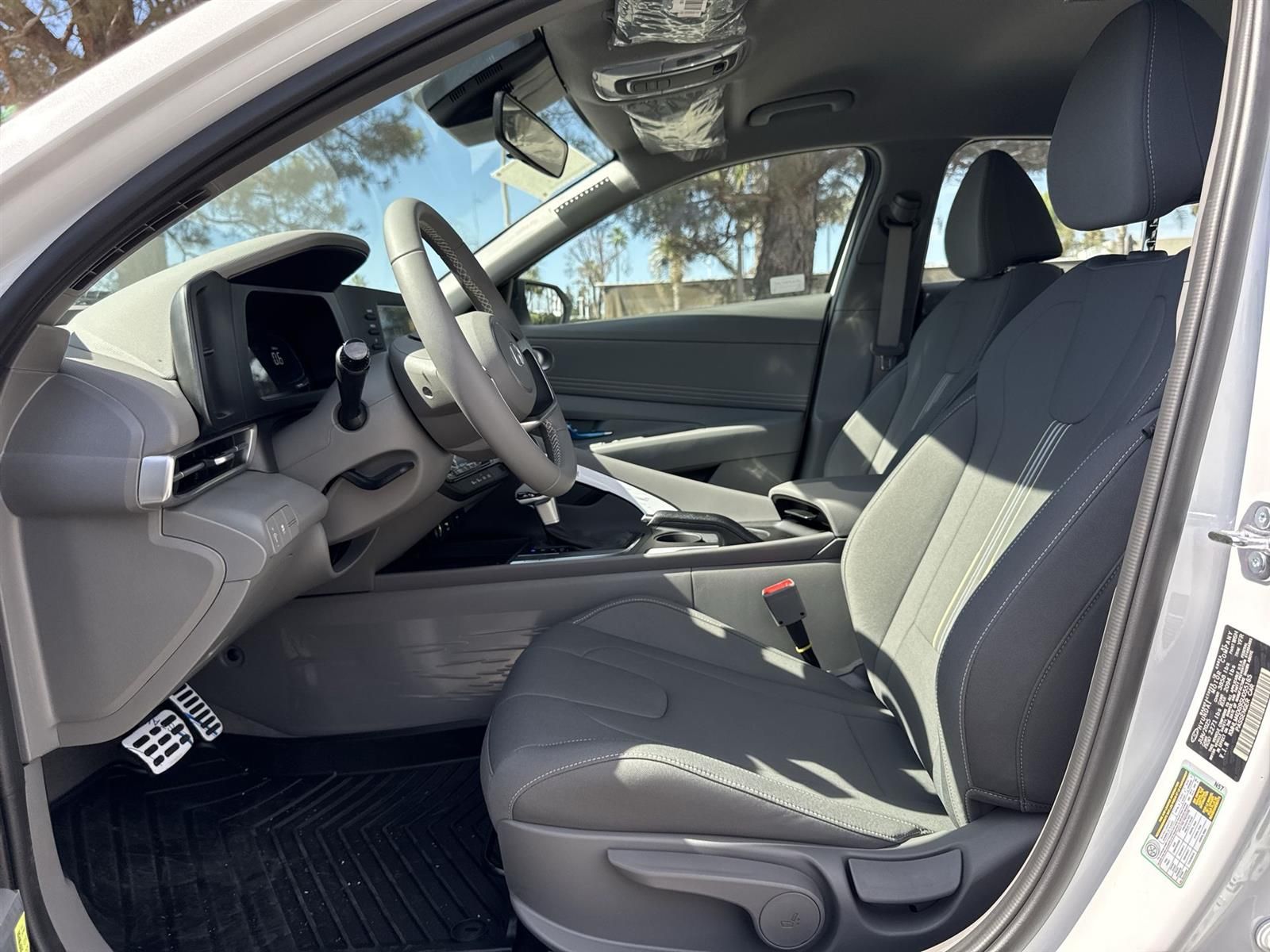 Thumbnail: 2025 Hyundai Elantra - 26