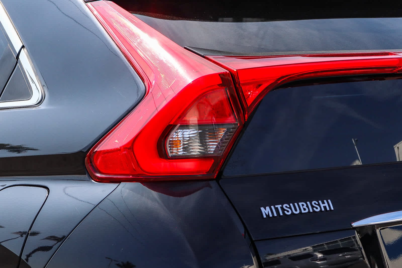 Thumbnail: 2019 Mitsubishi Eclipse Cross - 9
