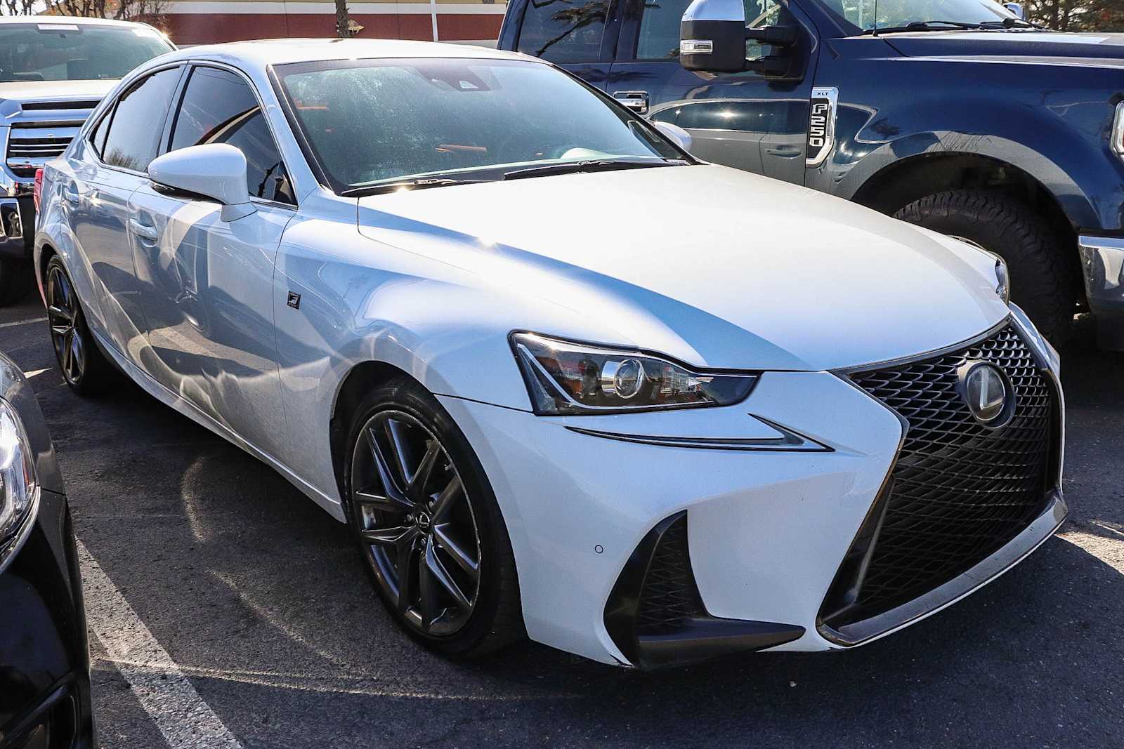 Thumbnail: 2018 Lexus IS - 4