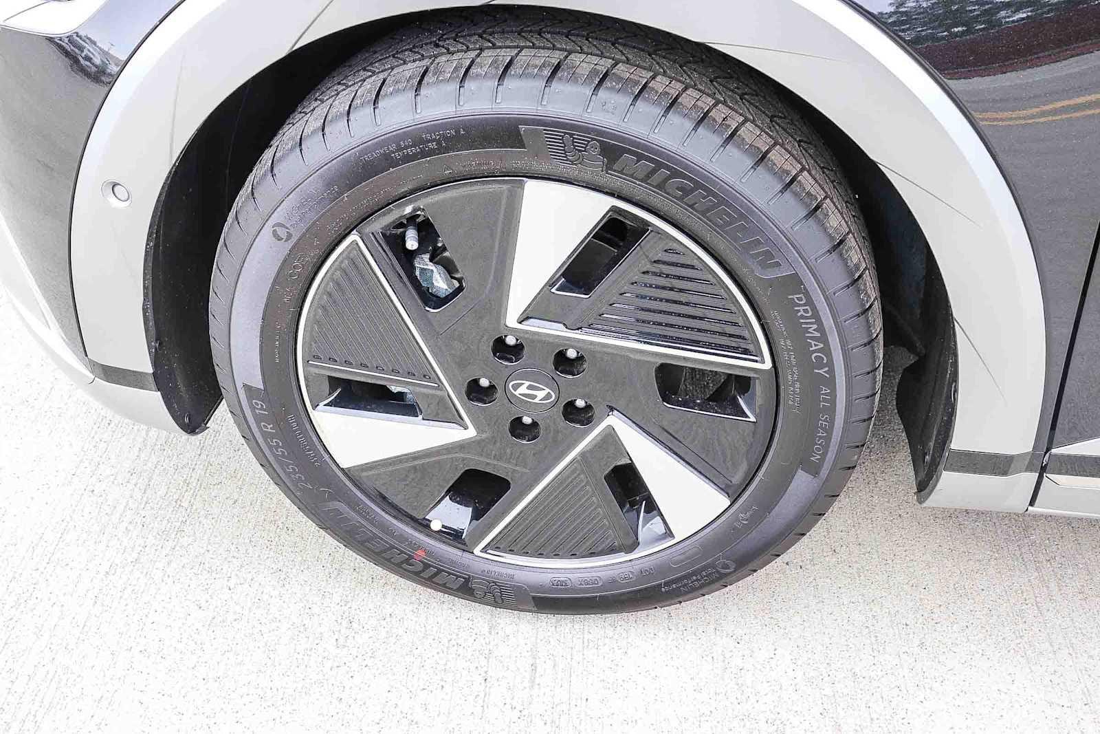 Thumbnail: 2026 Hyundai Ioniq 5 - 12