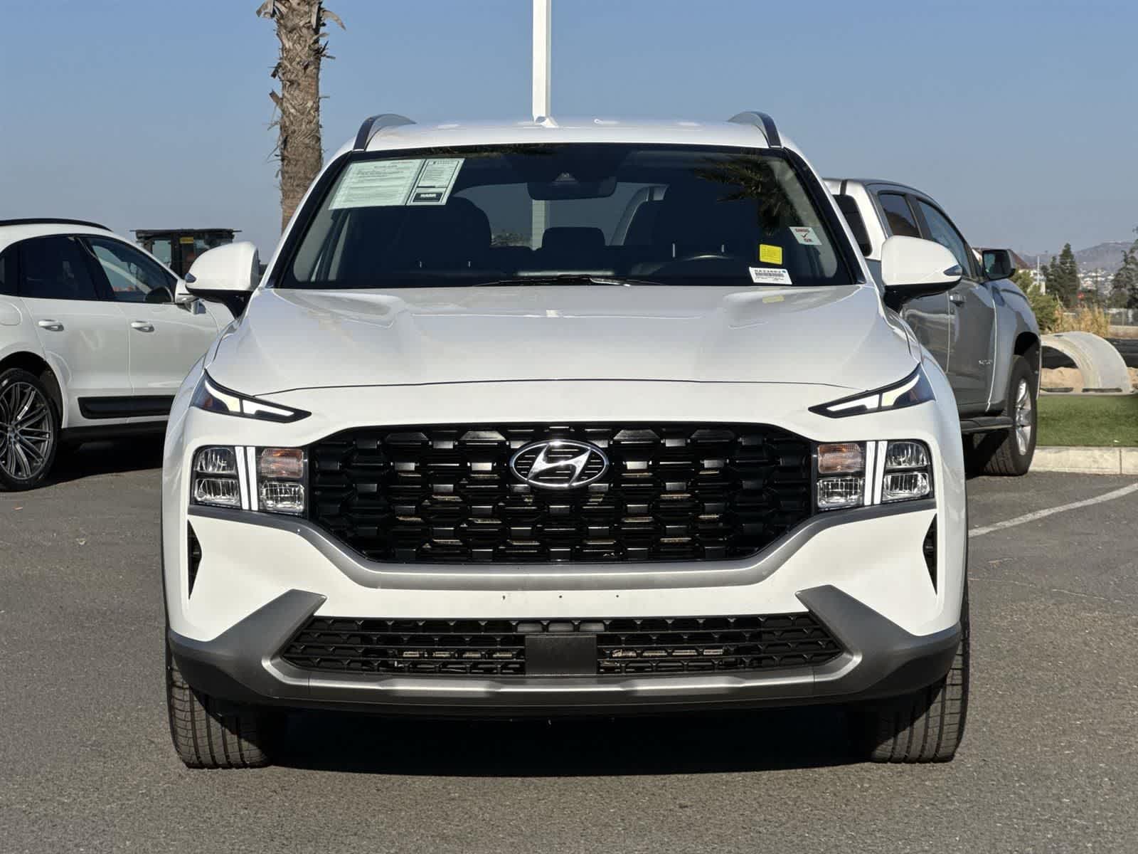 2023 Hyundai Santa Fe SEL photo 2