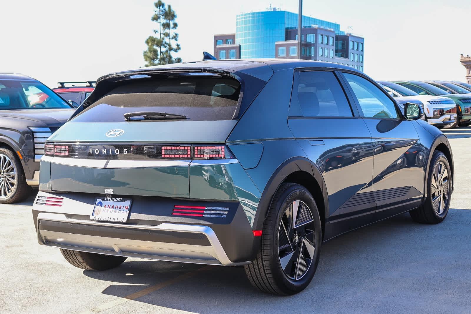 Thumbnail: 2026 Hyundai Ioniq 5 - 4