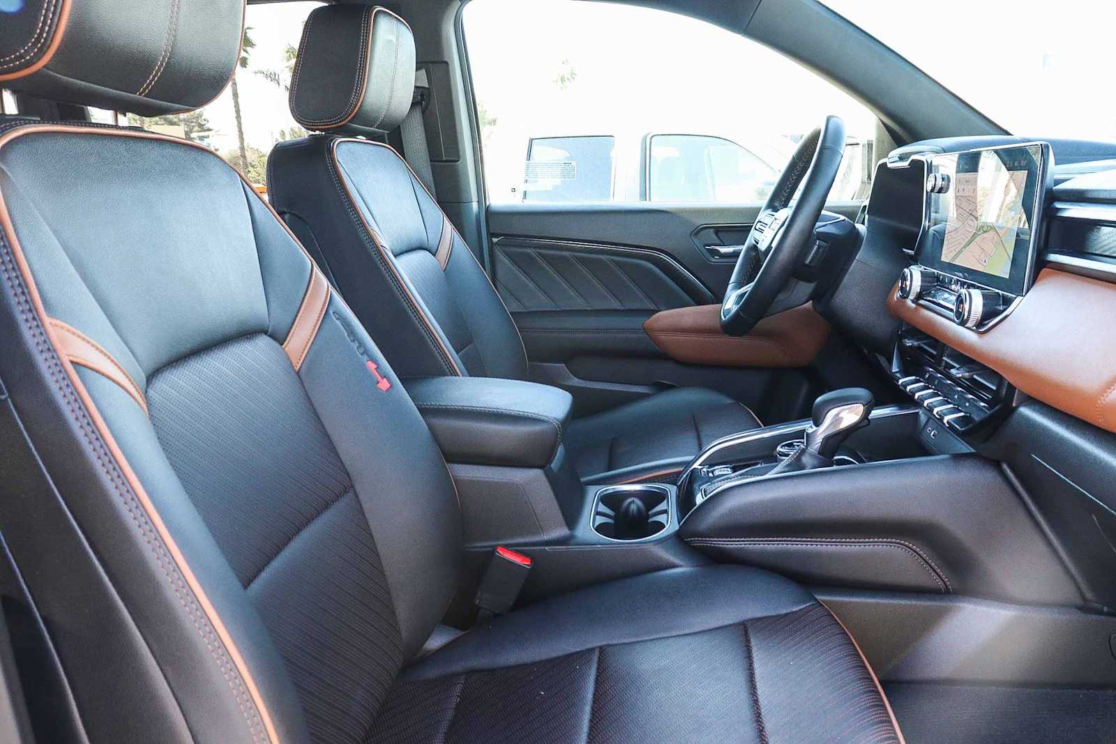 Thumbnail: 2023 GMC Canyon - 21