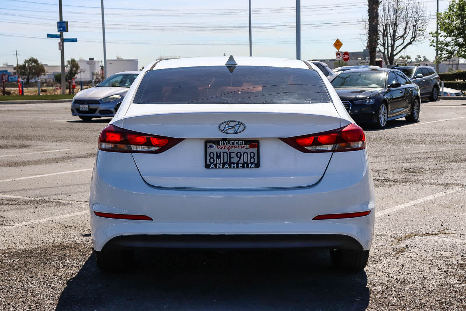 Thumbnail: 2017 Hyundai Elantra - 6