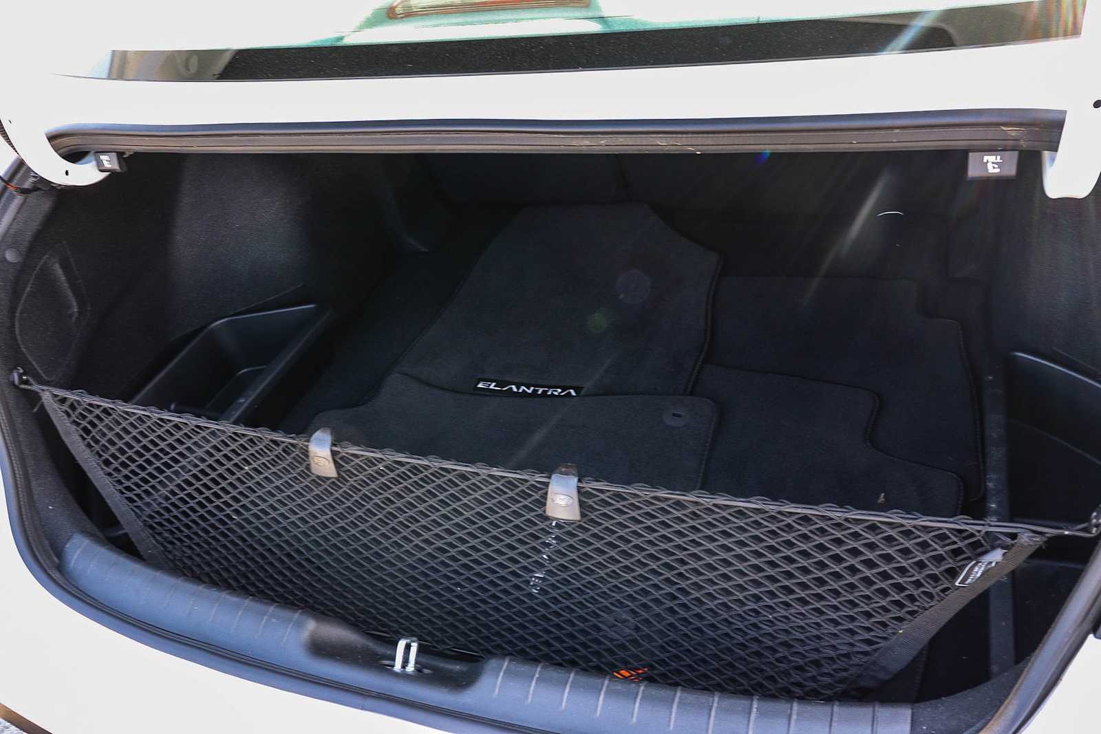 Thumbnail: 2025 Hyundai Elantra - 14