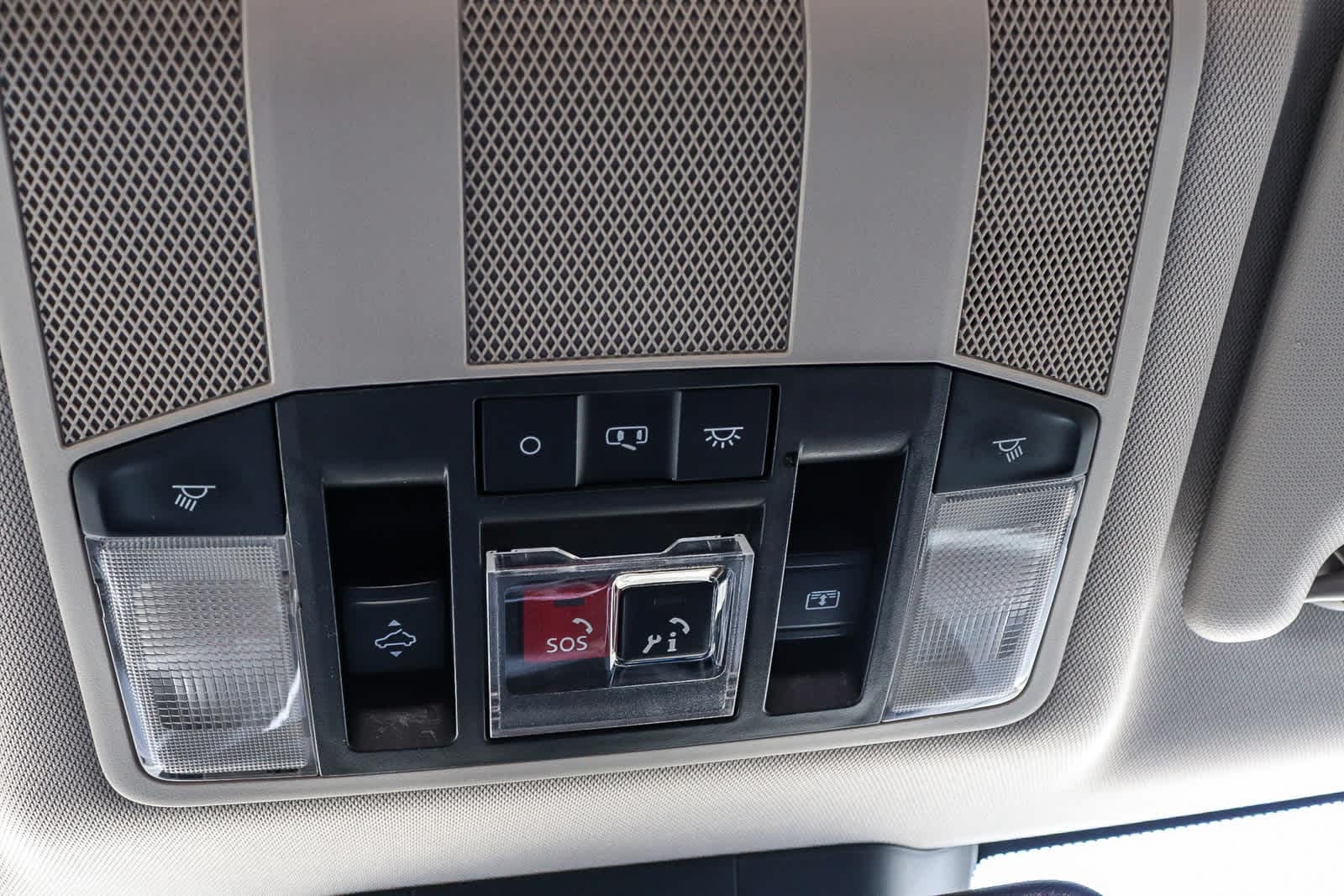 Thumbnail: 2019 Mitsubishi Eclipse Cross - 30