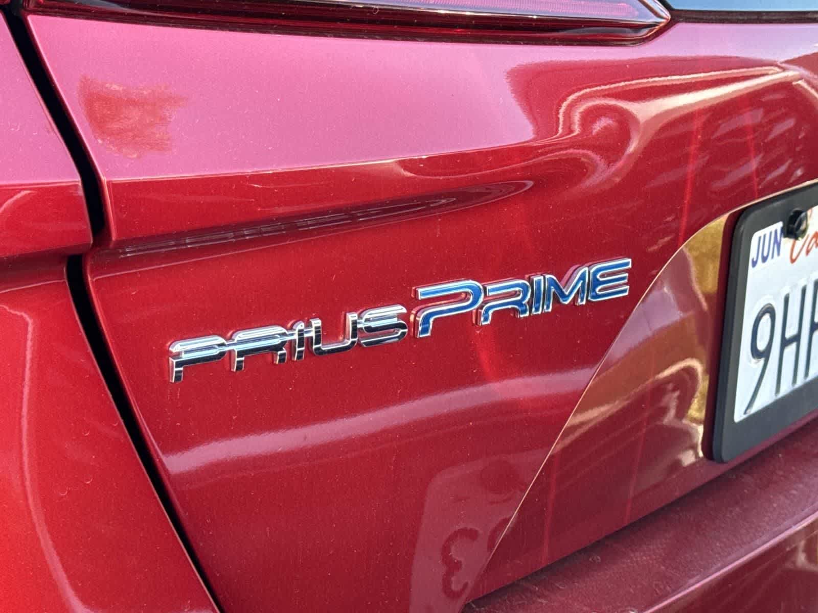 Thumbnail: 2018 Toyota Prius Prime - 4