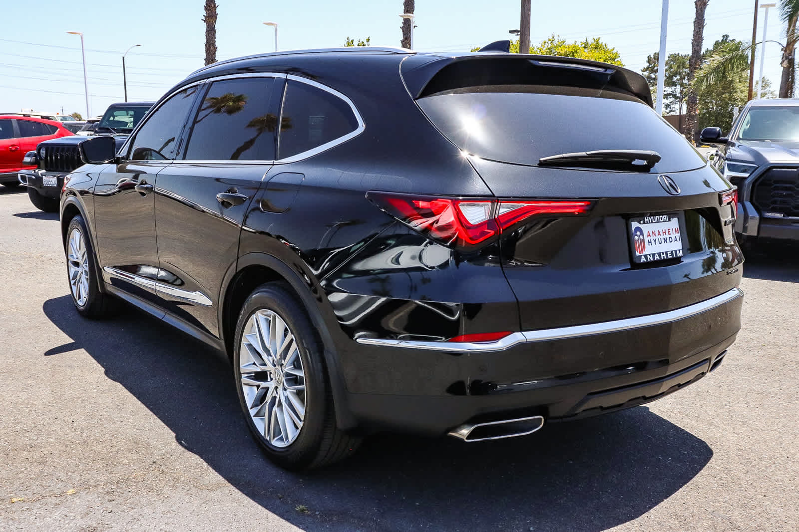 Thumbnail: 2023 Acura MDX - 8