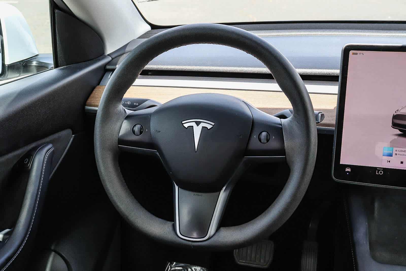 Thumbnail: 2022 Tesla Model Y - 18