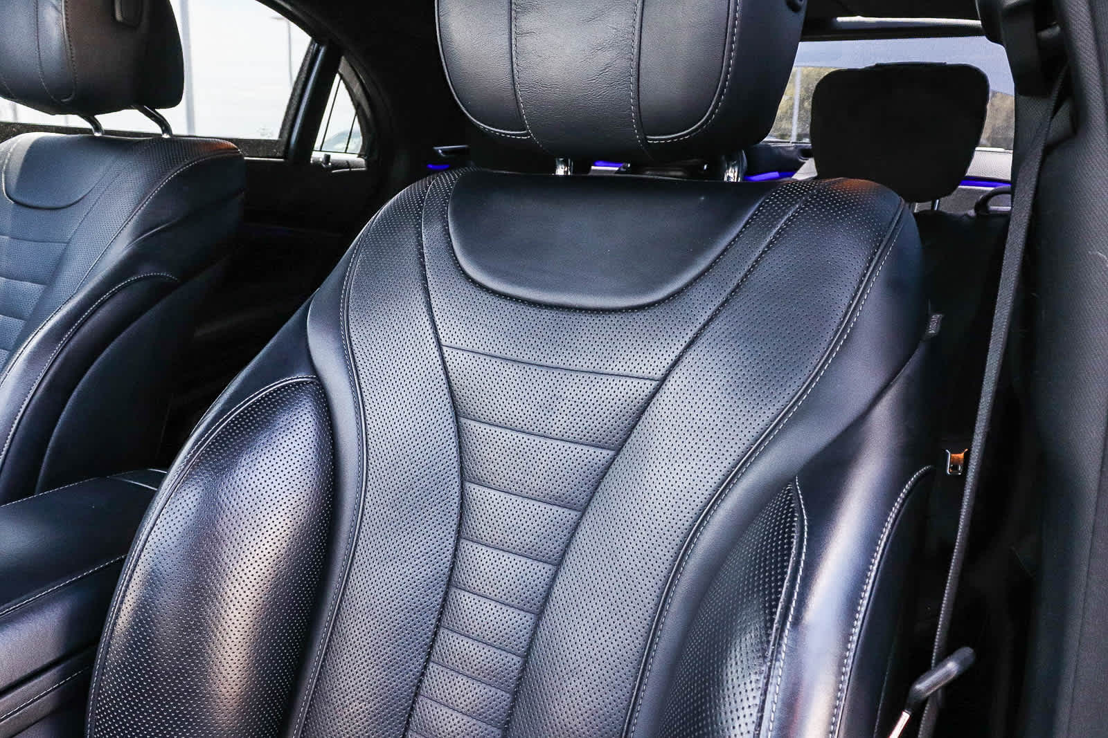 Thumbnail: 2019 Mercedes-Benz S-Class - 37