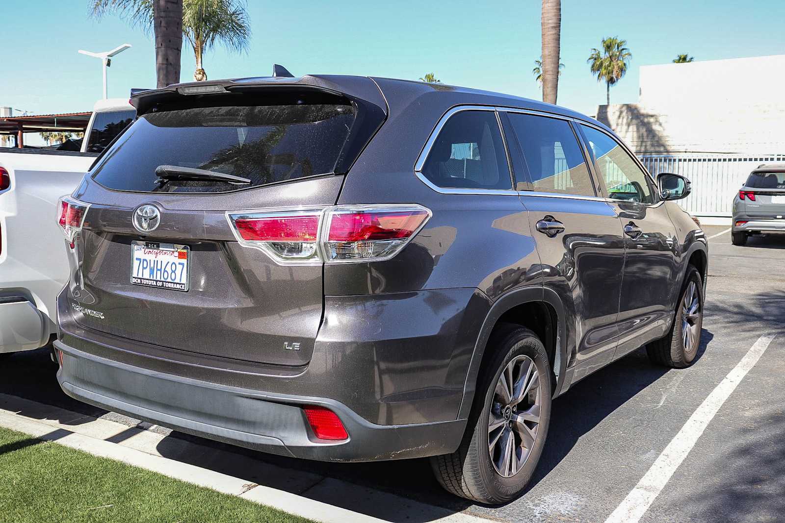 Thumbnail: 2016 Toyota Highlander - 5